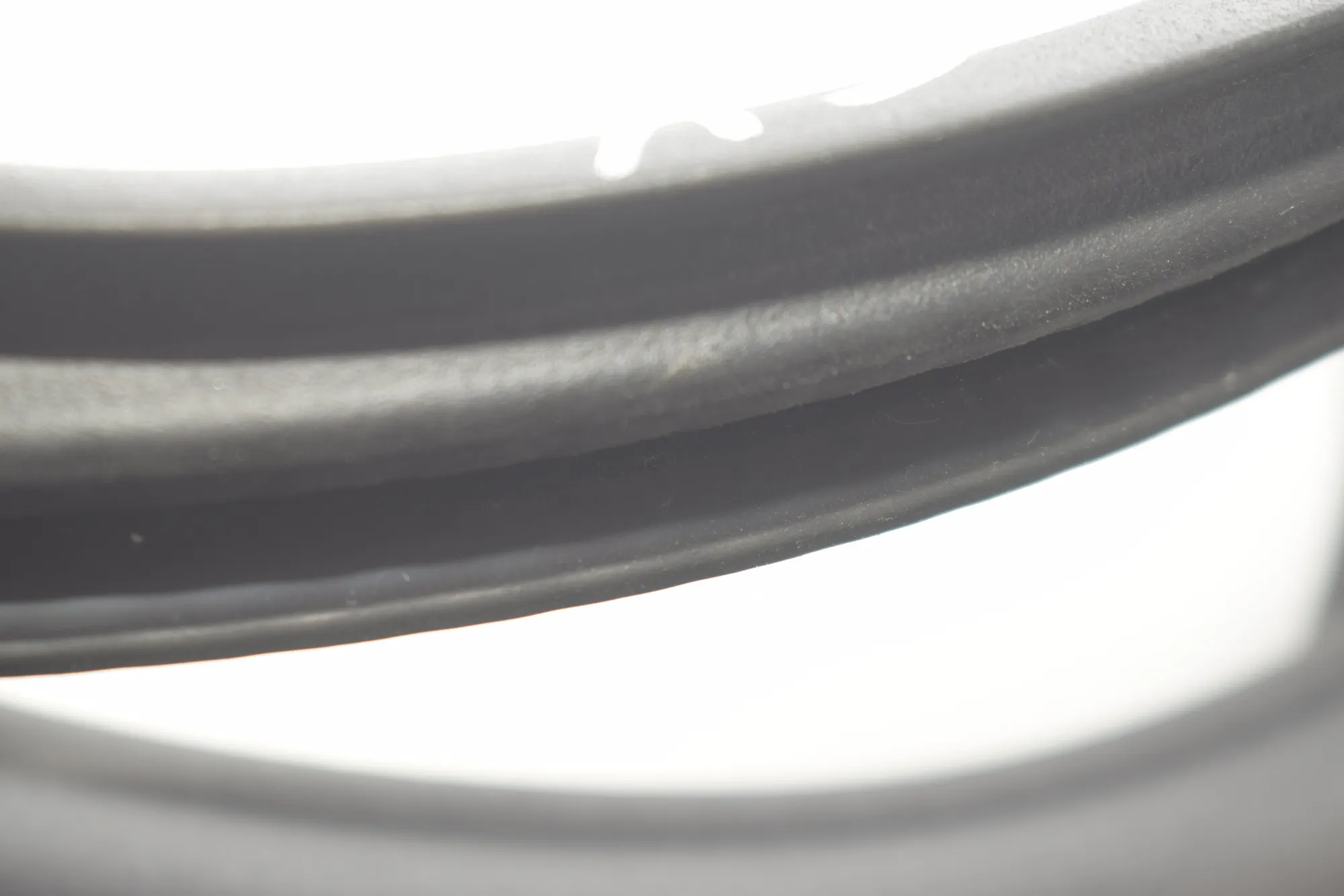 Rear Left Door Seal Rubber – OEM 7468732 · BMW 5 (G30) (2016 - -) 520 i 2018 – 4