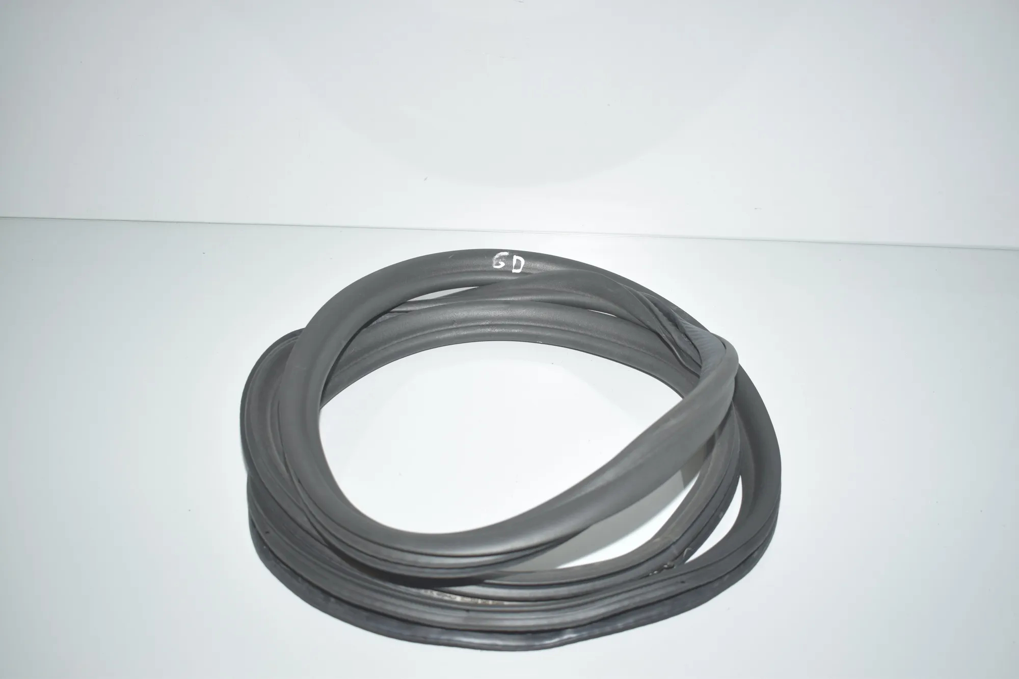 Rear Right Door Seal Rubber – OEM 7381328 · BMW 5 (G30) (2016 - -) 520 i 2018