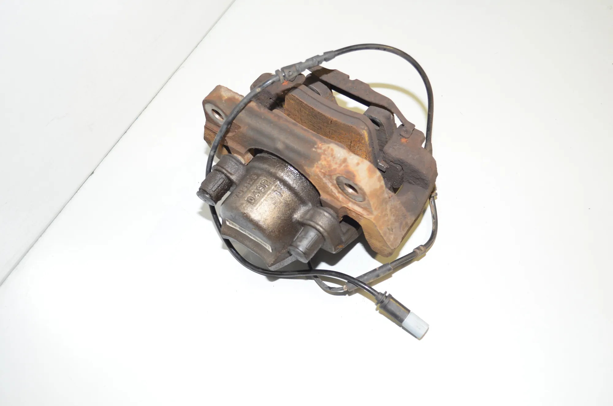Front Left Brake Caliper – OEM 6790921 · BMW X3 (F25) xDrive 20 d 2012 – 3
