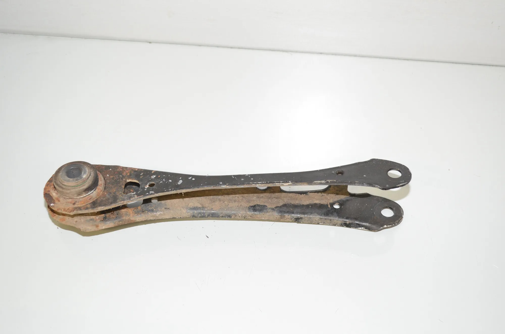 Rear Left Control Arm – OEM 6786981 · BMW X3 (F25) xDrive 20 d 2012 – 3