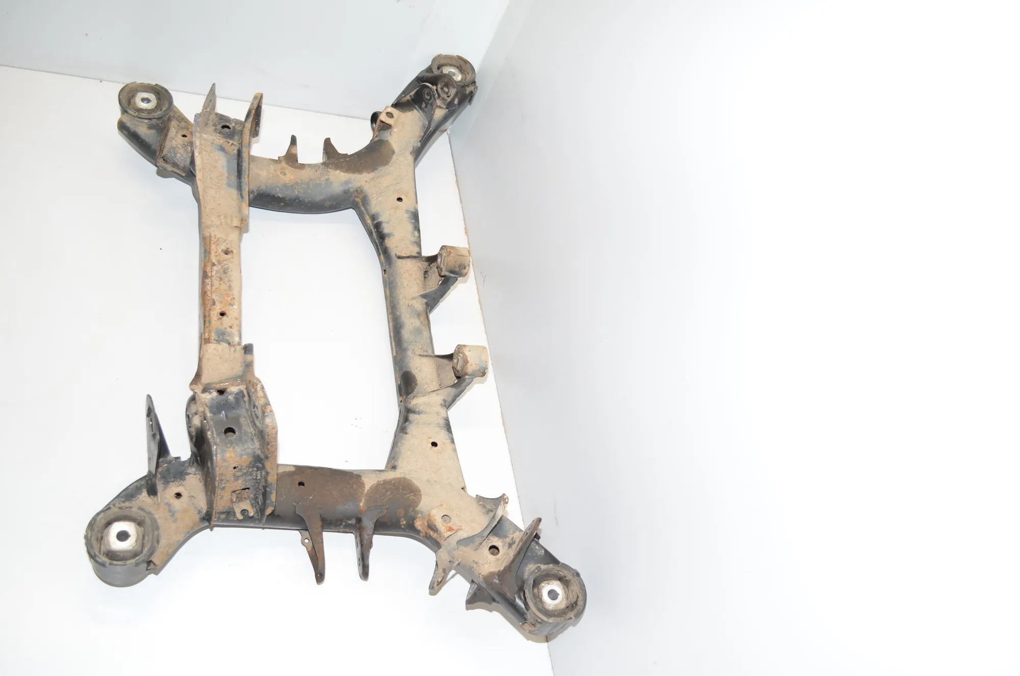 Rear Subframe – OEM 6857983 · BMW X3 (F25) xDrive 20 d 2012 – 4