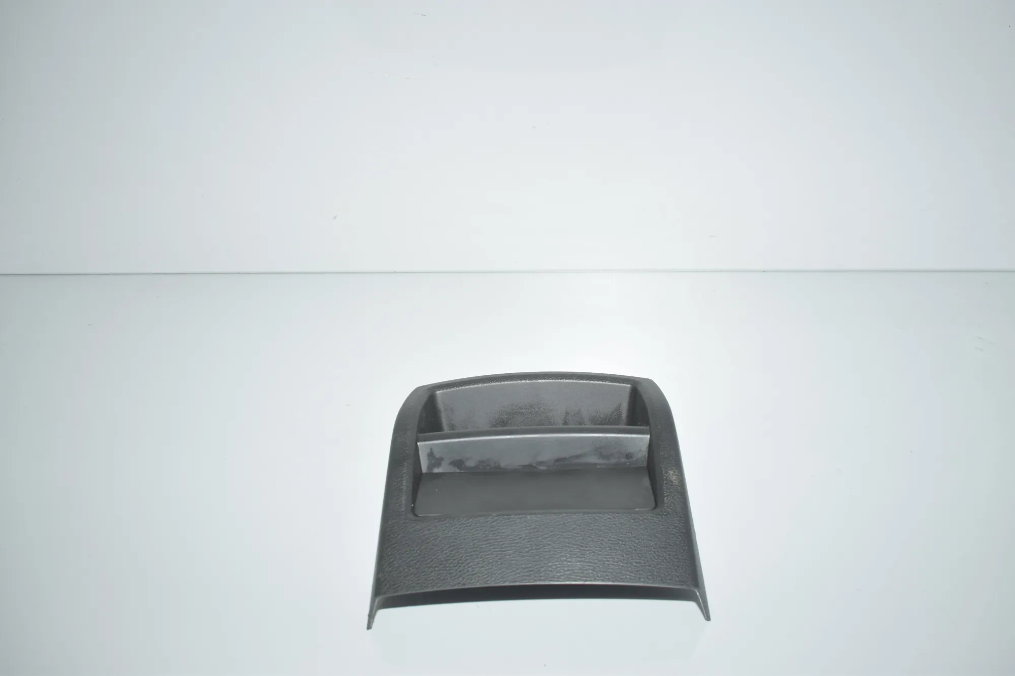 Center Console Trim – OEM 9221812 · BMW X3 (F25) xDrive 20 d 2012 – 2