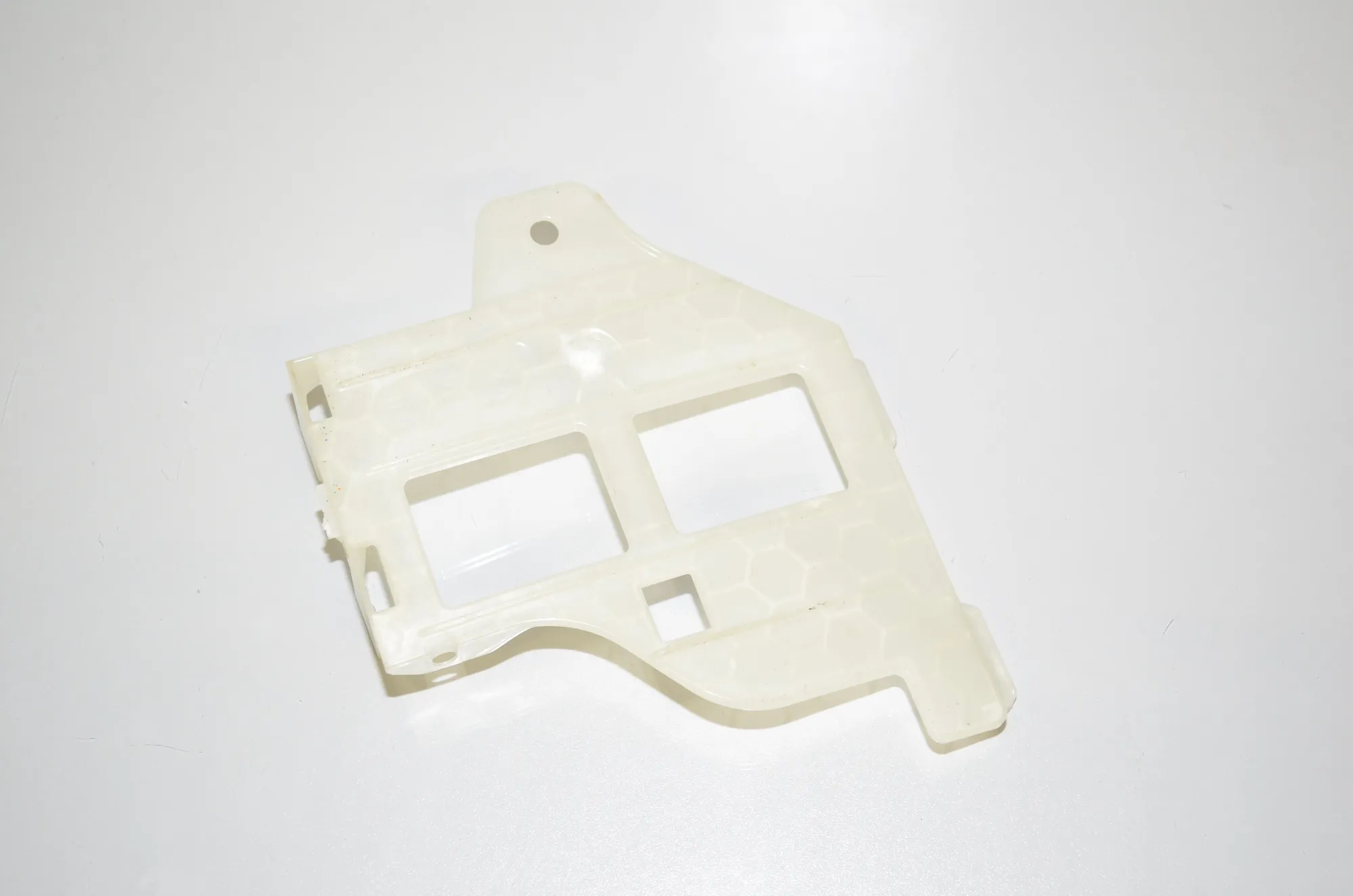 Bracket – OEM 9856129 · BMW 3 (G20, G28) (2018 - -) 330 e 2021 – 3