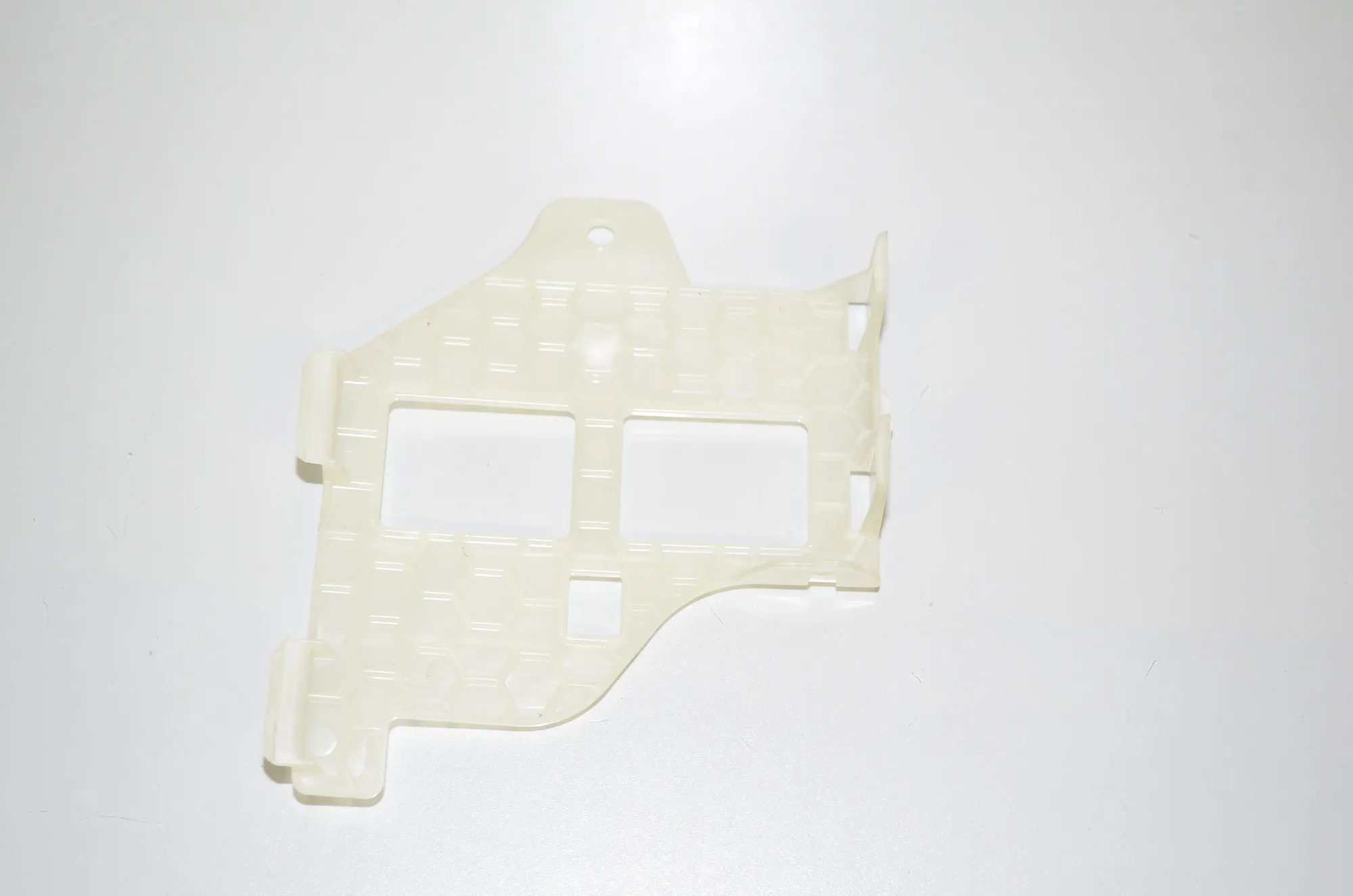 Bracket – OEM 9856129 · BMW 3 (G20, G28) (2018 - -) 330 e 2021