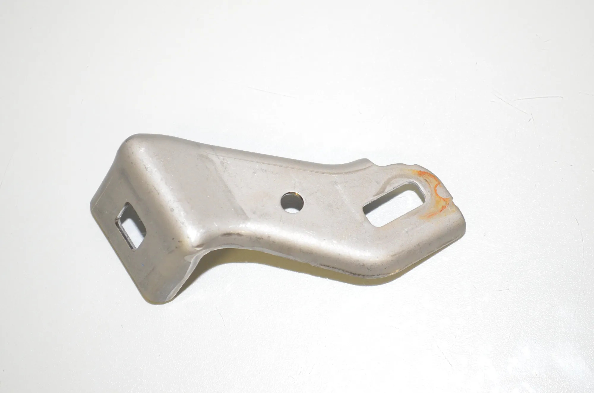 Bracket – OEM 6816811 · BMW 3 (G20, G28) (2018 - -) 330 e 2021