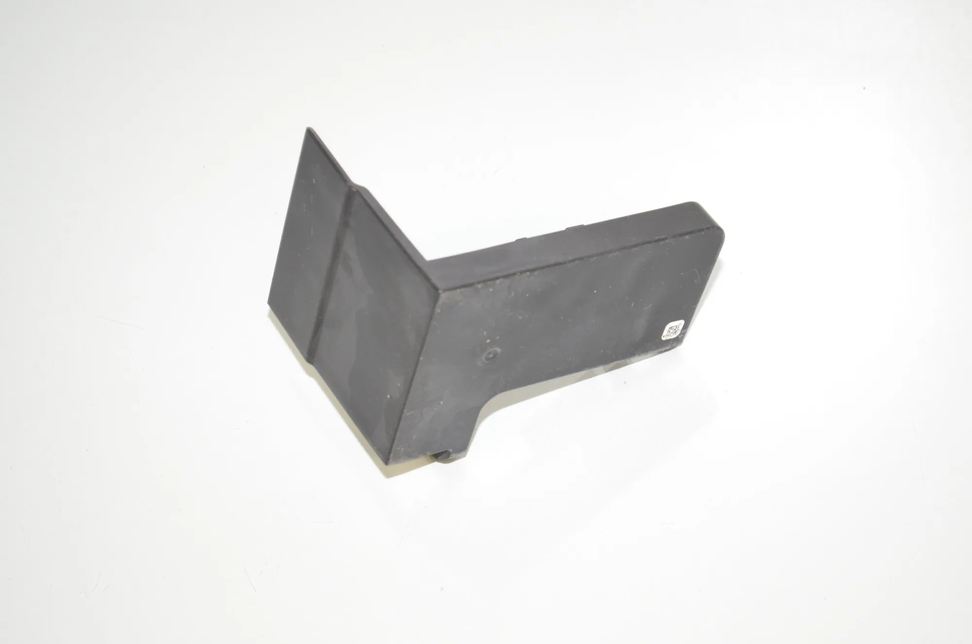 Battery Cover – OEM 6844137 · BMW 3 (G20, G28) (2018 - -) 330 e 2021 – 3