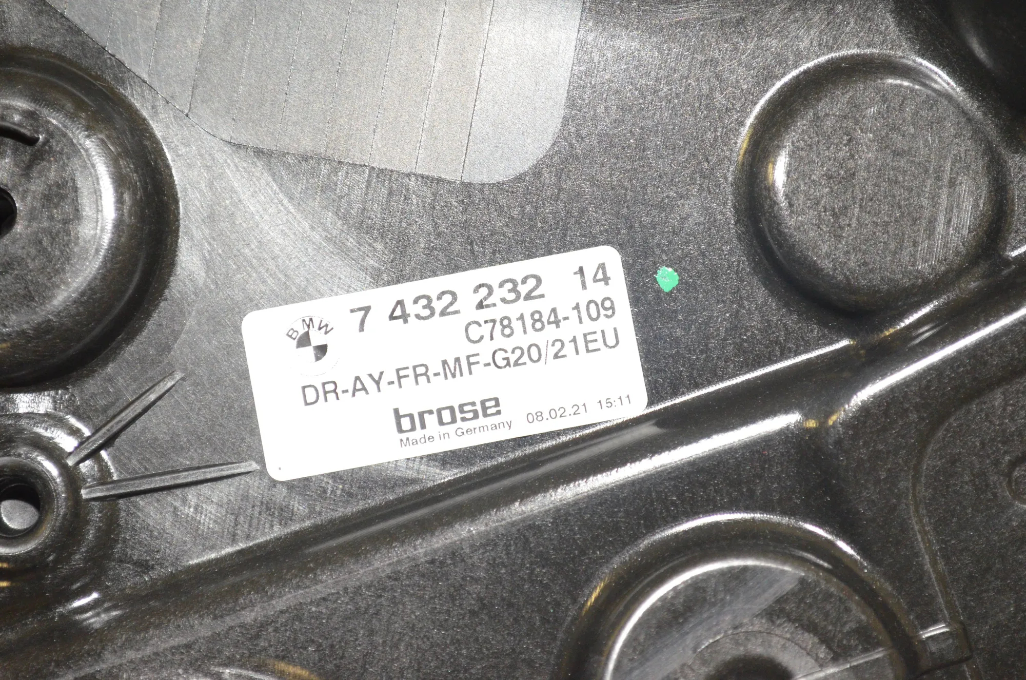 Front Right Door Window Regulator – OEM 7432232 · BMW 3 (G20, G28) (2018 - -) 330 e 2021 – 4