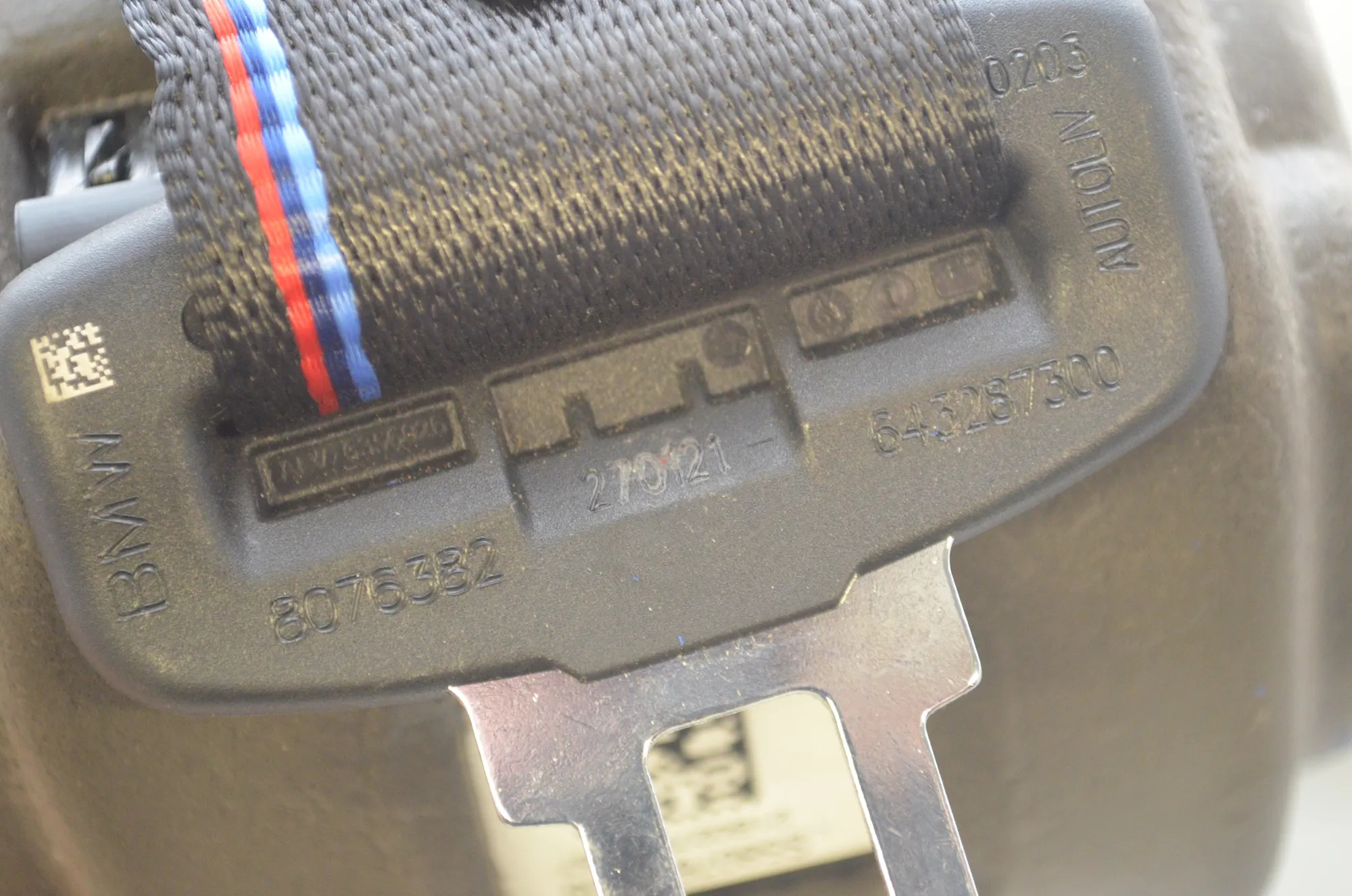 Rear Middle Seatbelt – OEM 8076382 · BMW 3 (G20, G28) (2018 - -) 330 e 2021 – 4