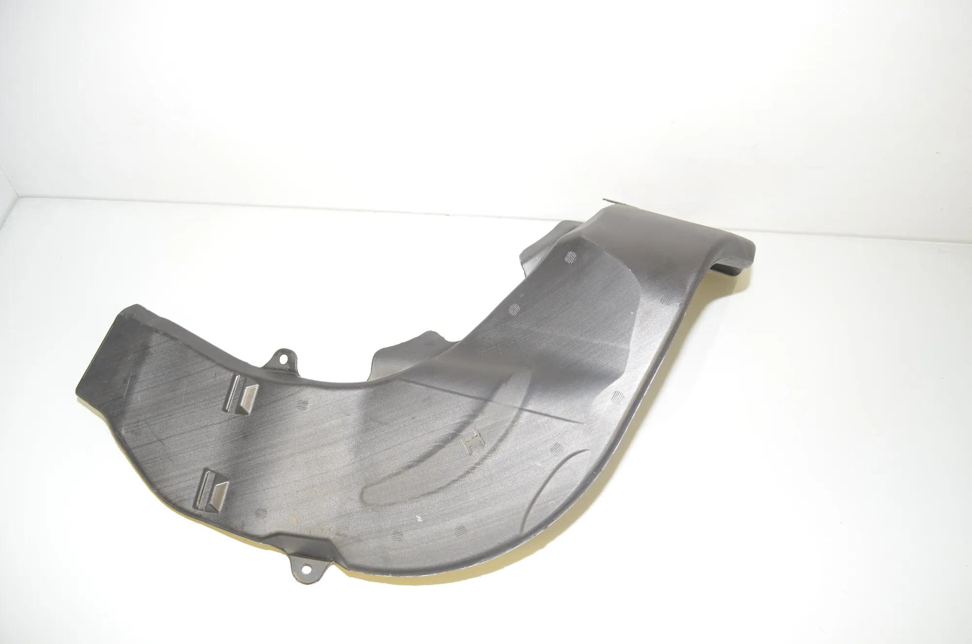 Interior Air Duct Channel – OEM 7443137 · BMW 3 (G20, G28) (2018 - -) 330 e 2021 – 3