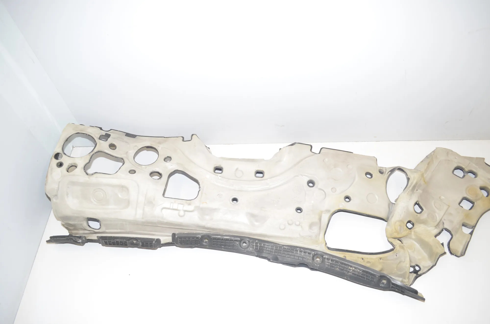 Sound Insulation – OEM 7445247 · BMW 3 (G20, G28) (2018 - -) 330 e 2021 – 2