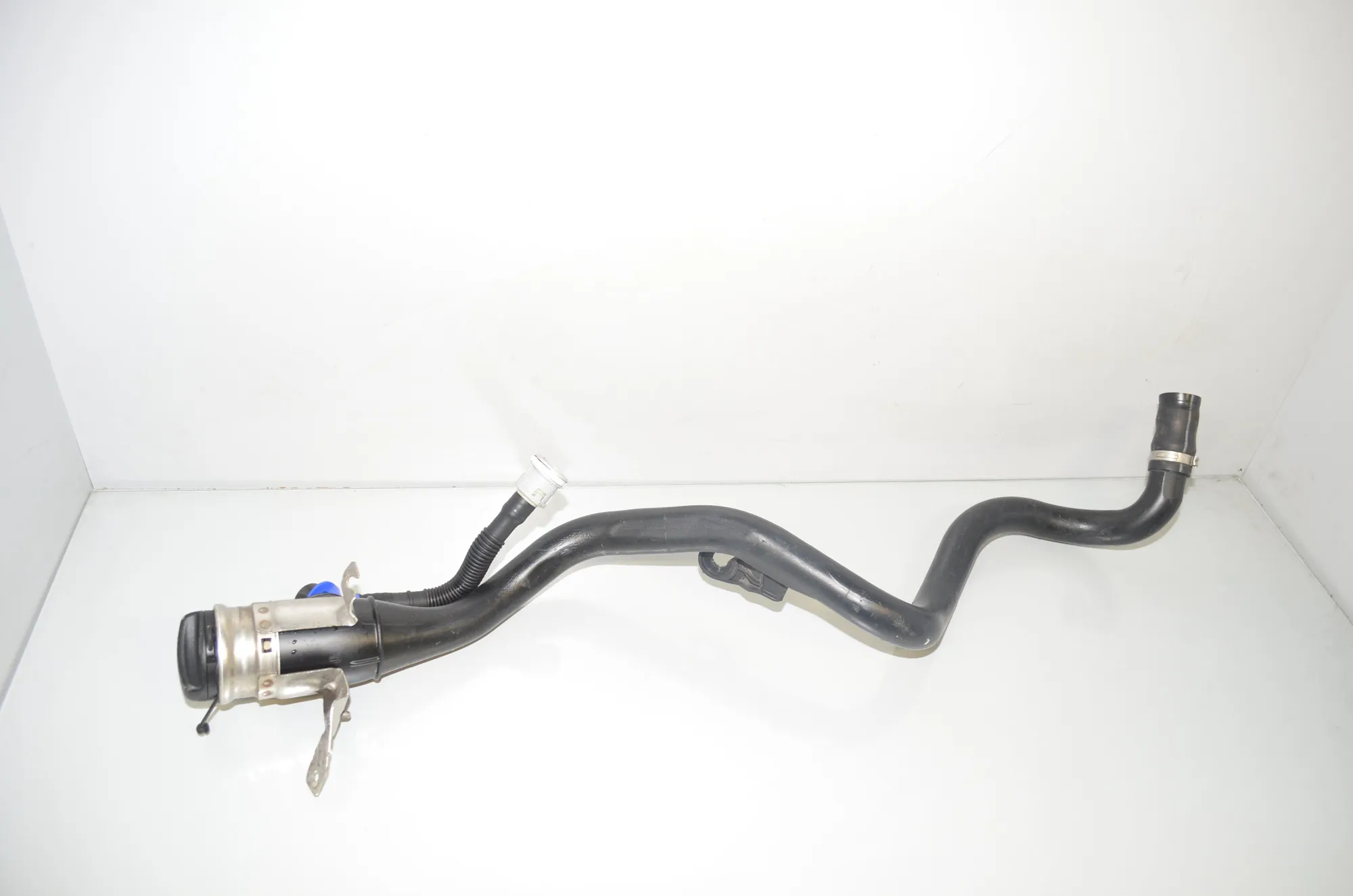 Fuel Tank Pipe – OEM 7449051 · BMW 3 Touring (G21) (2019 - -) 318 d 2020