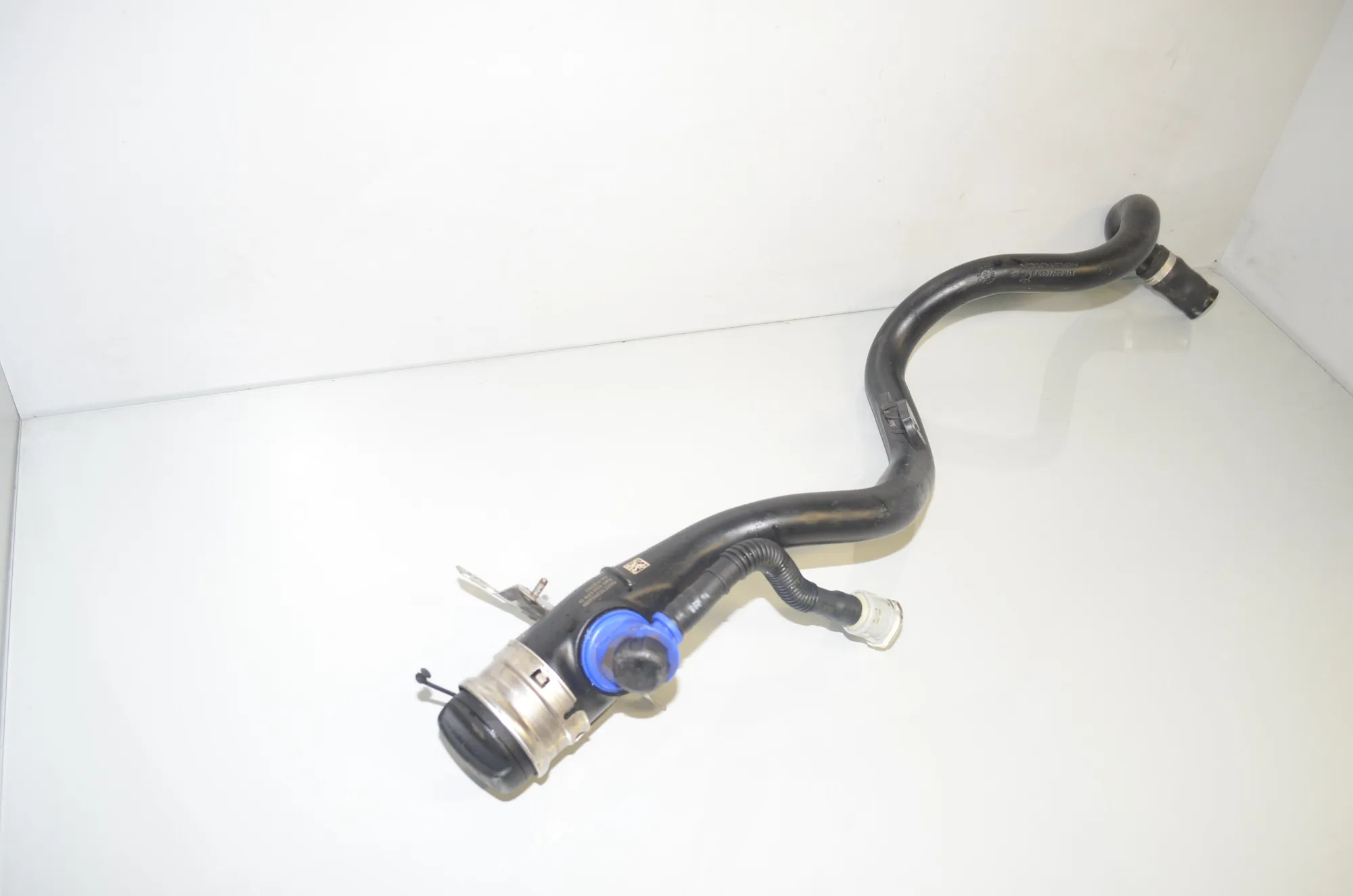 Fuel Tank Pipe – OEM 7449051 · BMW 3 Touring (G21) (2019 - -) 318 d 2020 – 3