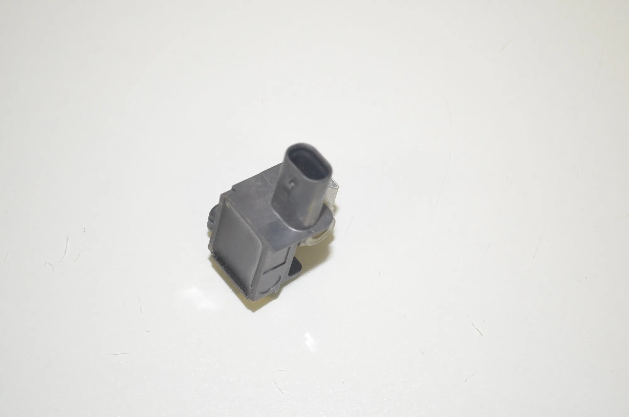 Front Left Impact Sensor – OEM 9224177 · BMW X3 (F25) xDrive 20 d 2012