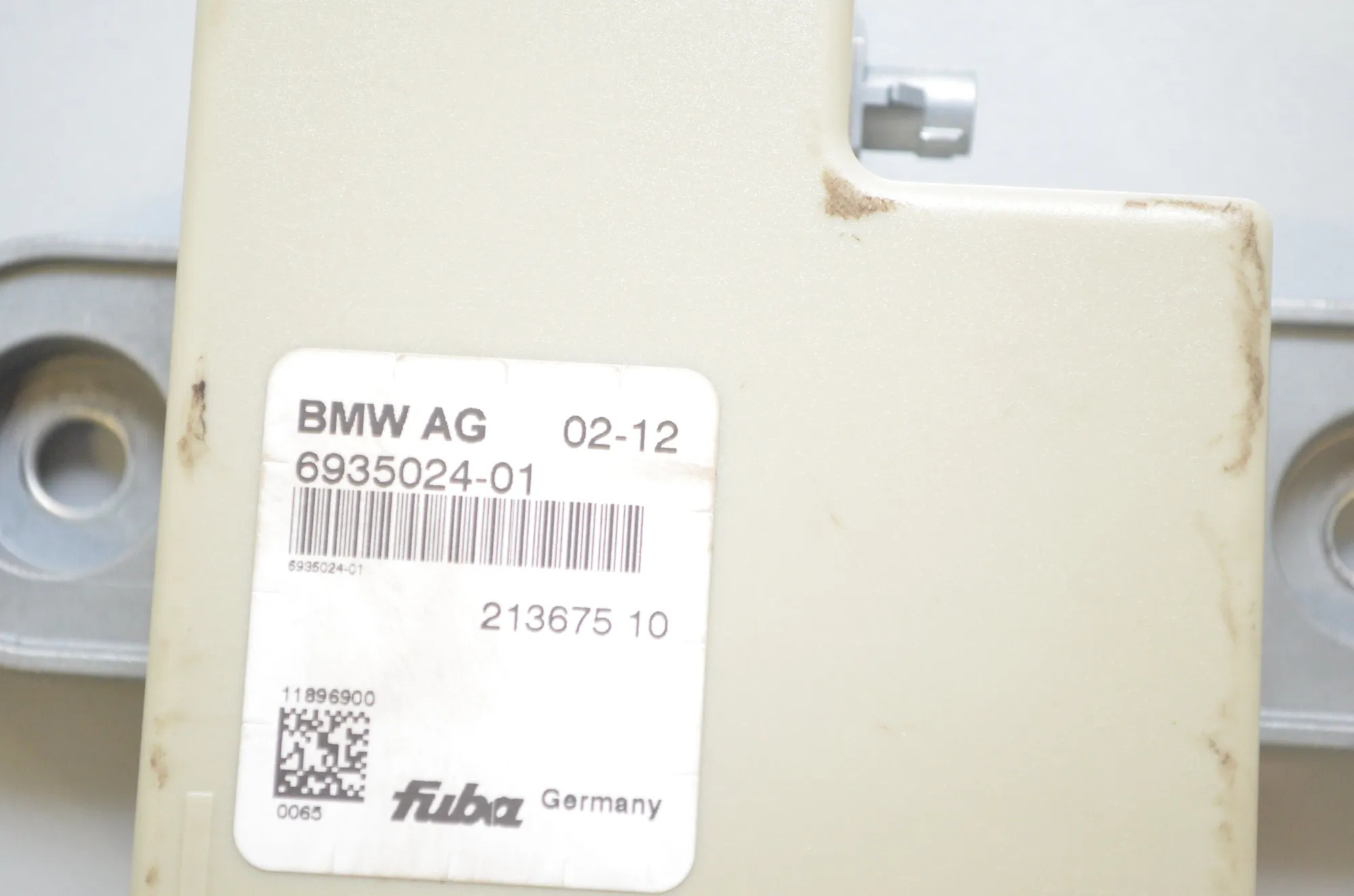 Antenna – OEM 6935024 · BMW X3 (F25) xDrive 20 d 2012 – 4