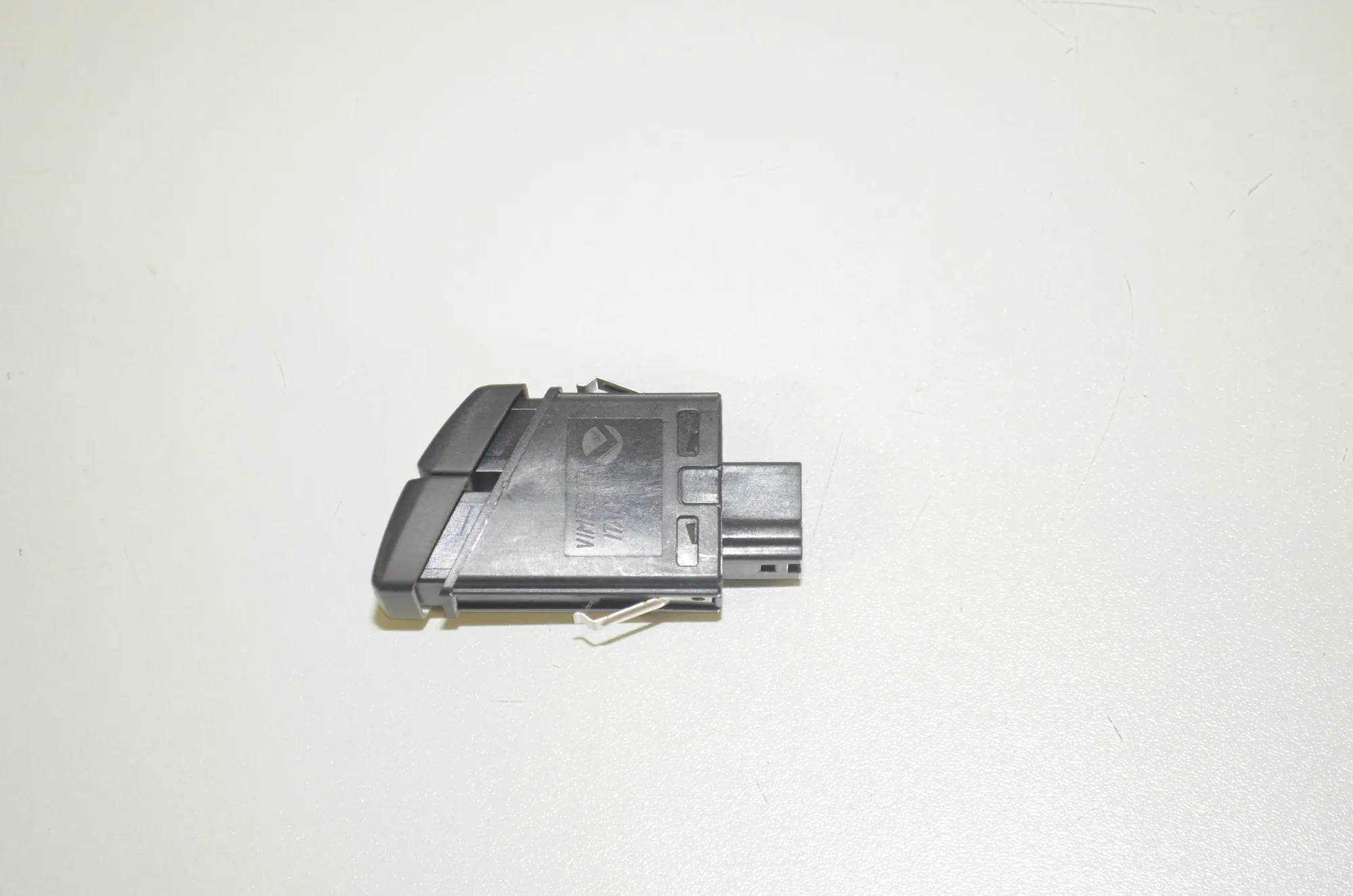 Switches – OEM 9161896 · BMW X3 (F25) xDrive 20 d 2012 – 2