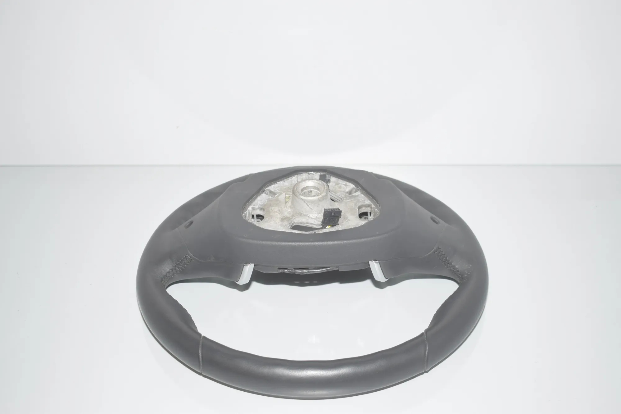 Steering Wheel – OEM 7944231 · BMW iX3 (G08) BMW iX3 (G08) Electric (286 HP) 2020 – 3