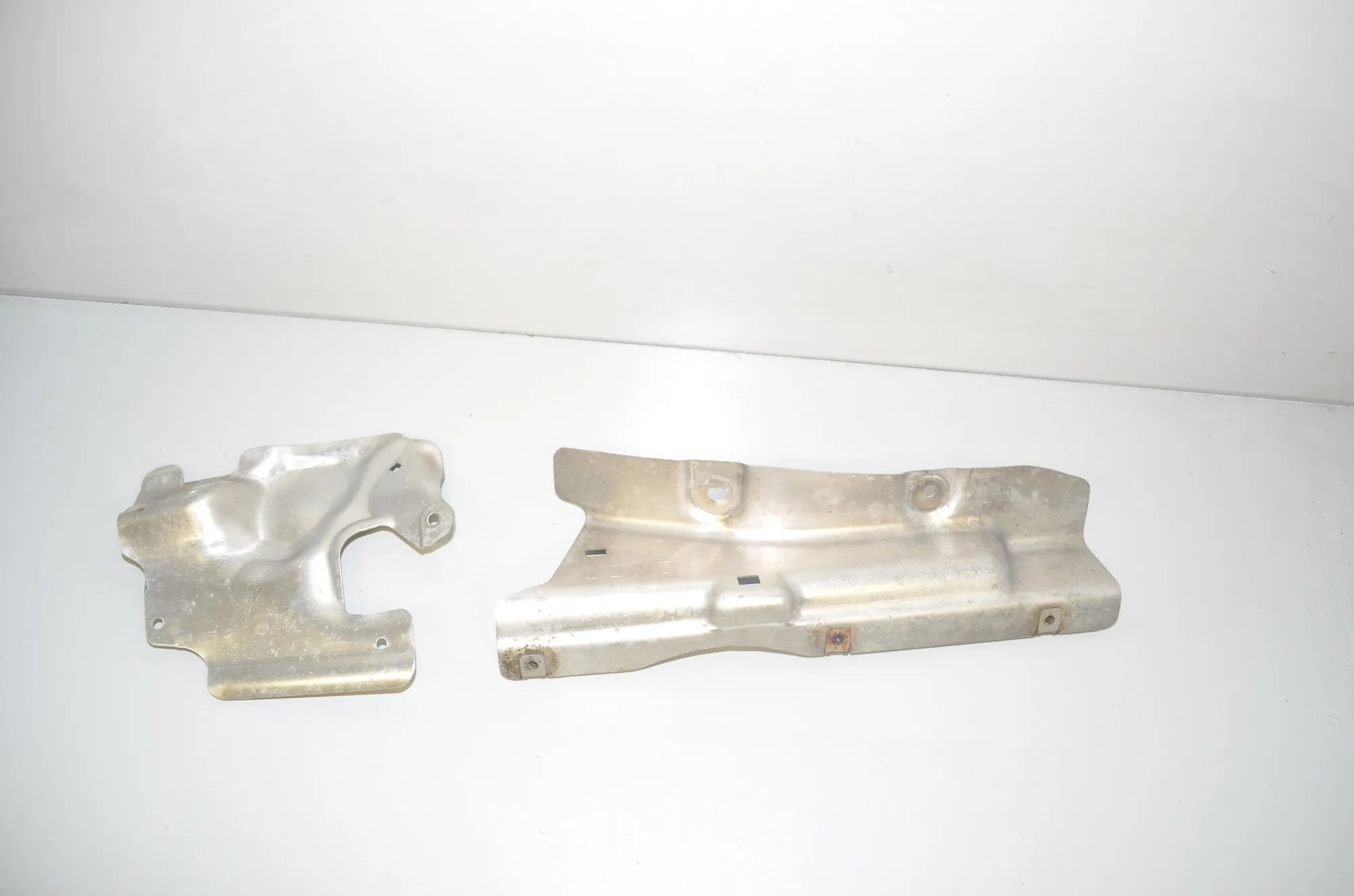 Heat Protection – OEM 7185203 · BMW 5 Touring (F11) 530 d 2012 – 3