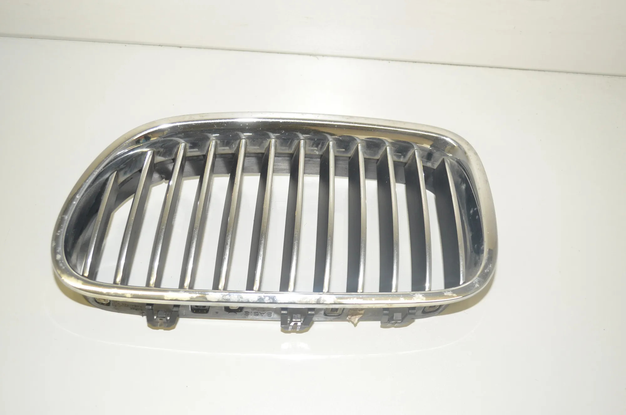 Front Left Grill – OEM 7200727 · BMW 5 Touring (F11) 530 d 2012 – 2