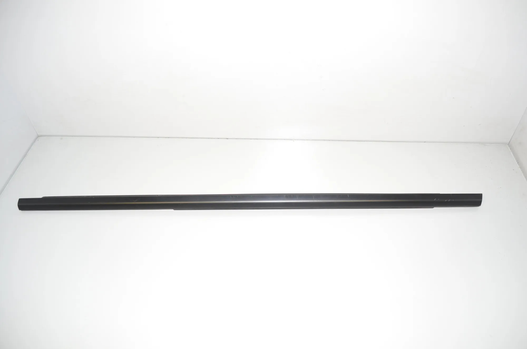 Rear Left Door Window Strip – OEM 7433985 · BMW 3 Touring (G21) (2019 - -) 318 d 2020 – 3