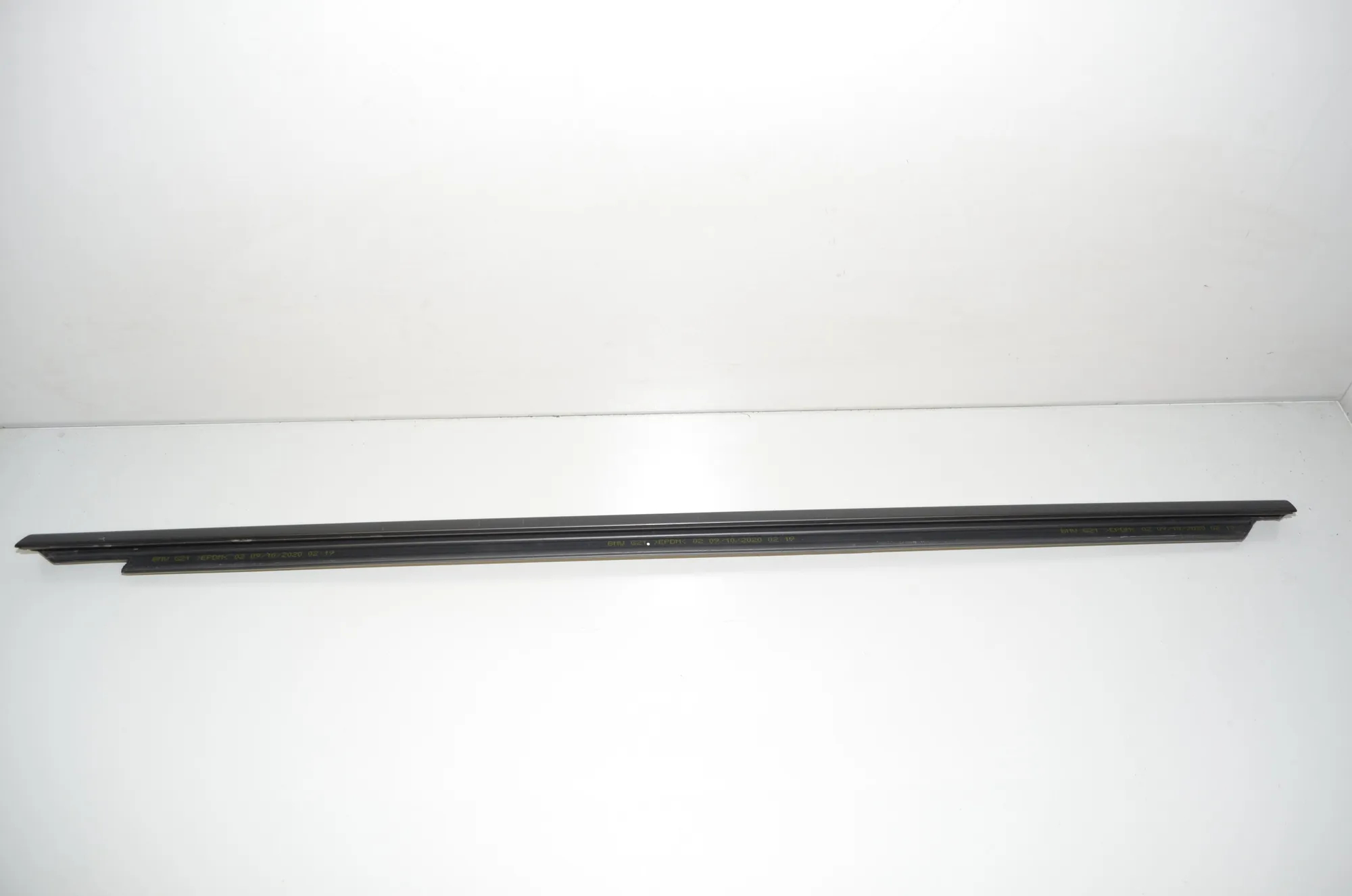 Rear Left Door Window Strip – OEM 7433985 · BMW 3 Touring (G21) (2019 - -) 318 d 2020
