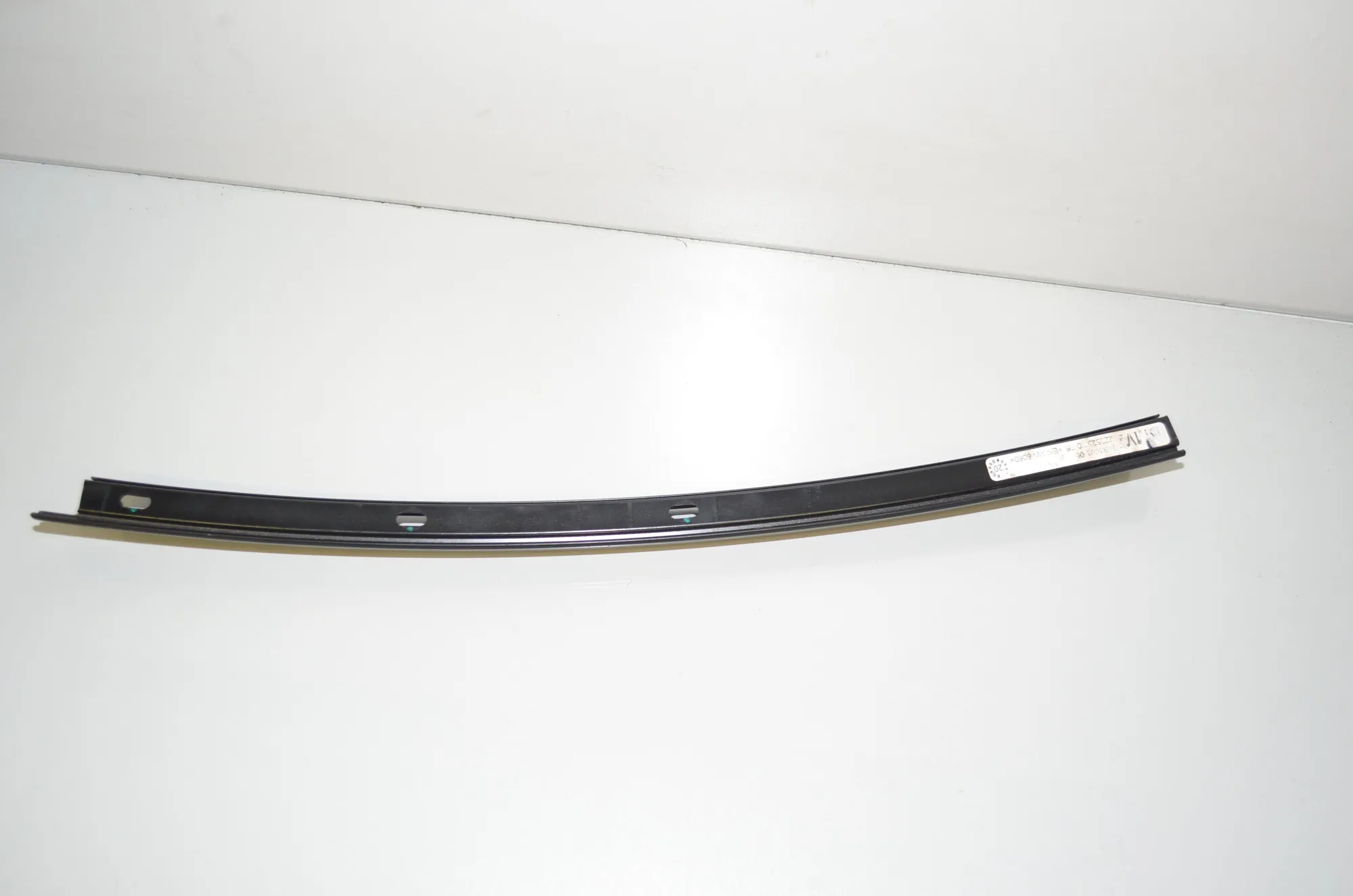 Rear Left Door Vertical Trim – OEM 7433991 · BMW 3 Touring (G21) (2019 - -) 318 d 2020 – 3