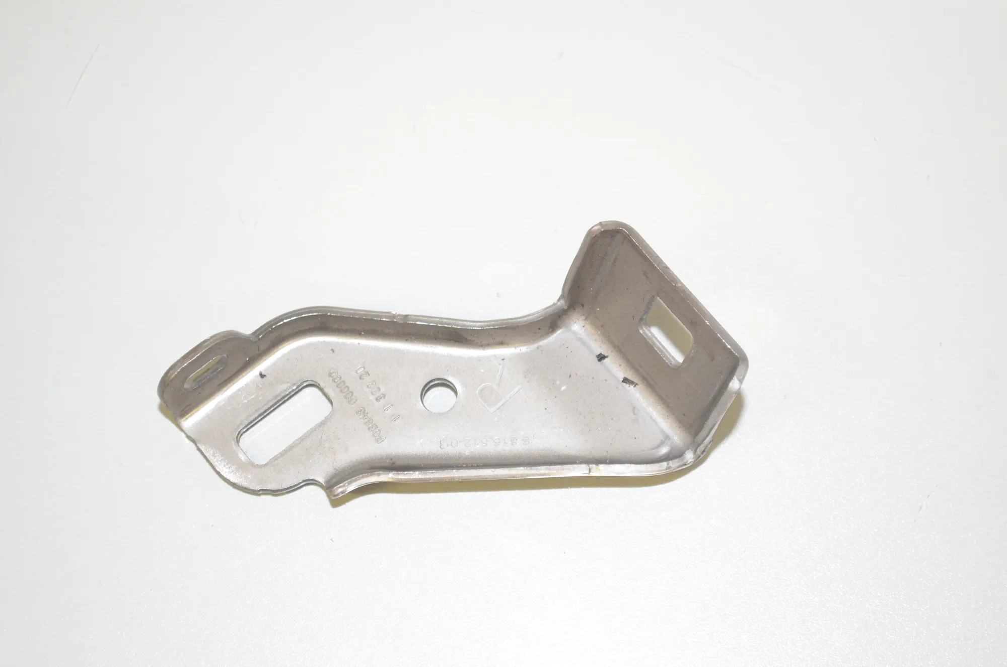 Bracket – OEM 6816812 · BMW 3 Touring (G21) (2019 - -) 318 d 2020 – 2