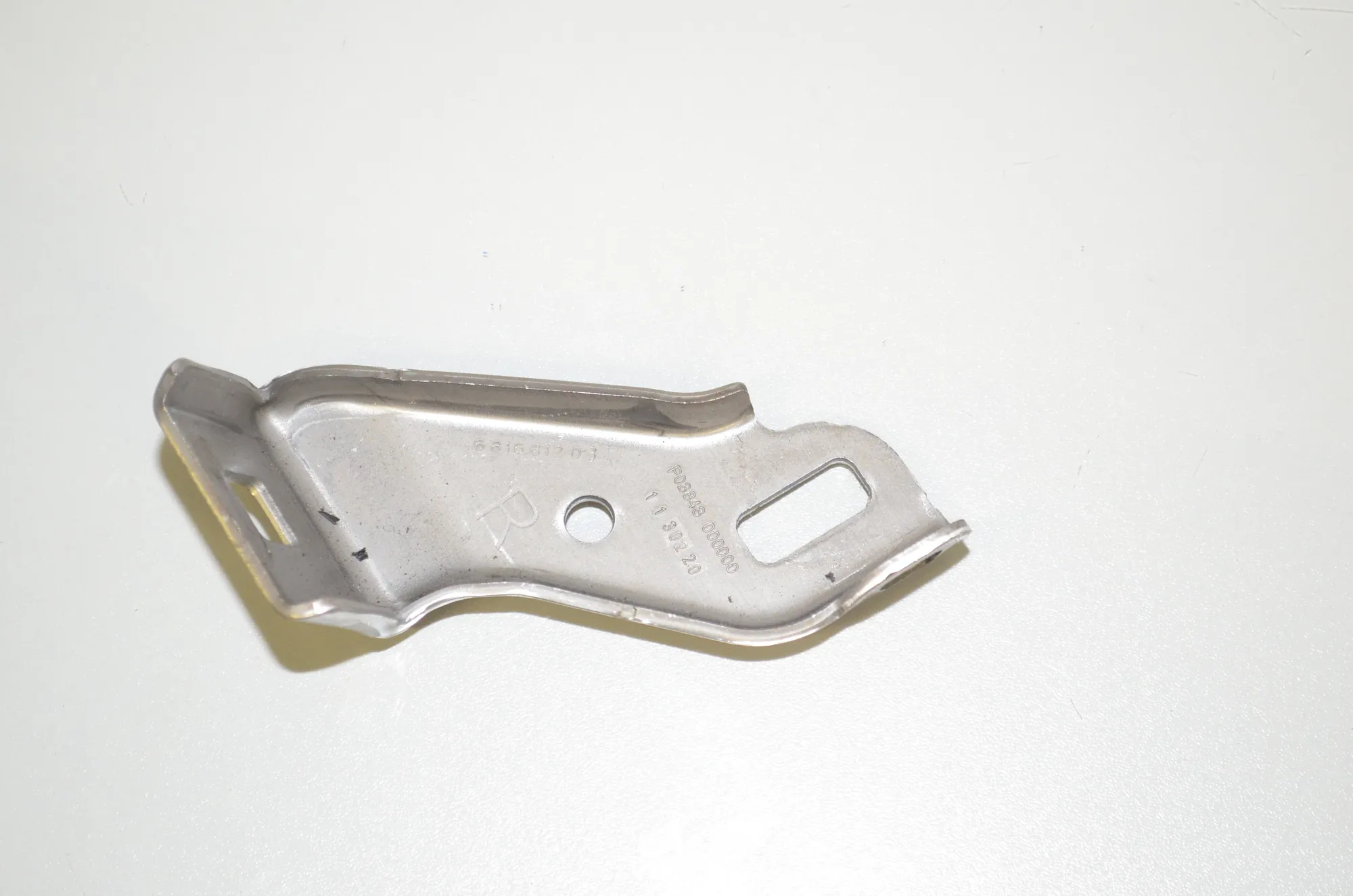 Bracket – OEM 6816812 · BMW 3 Touring (G21) (2019 - -) 318 d 2020