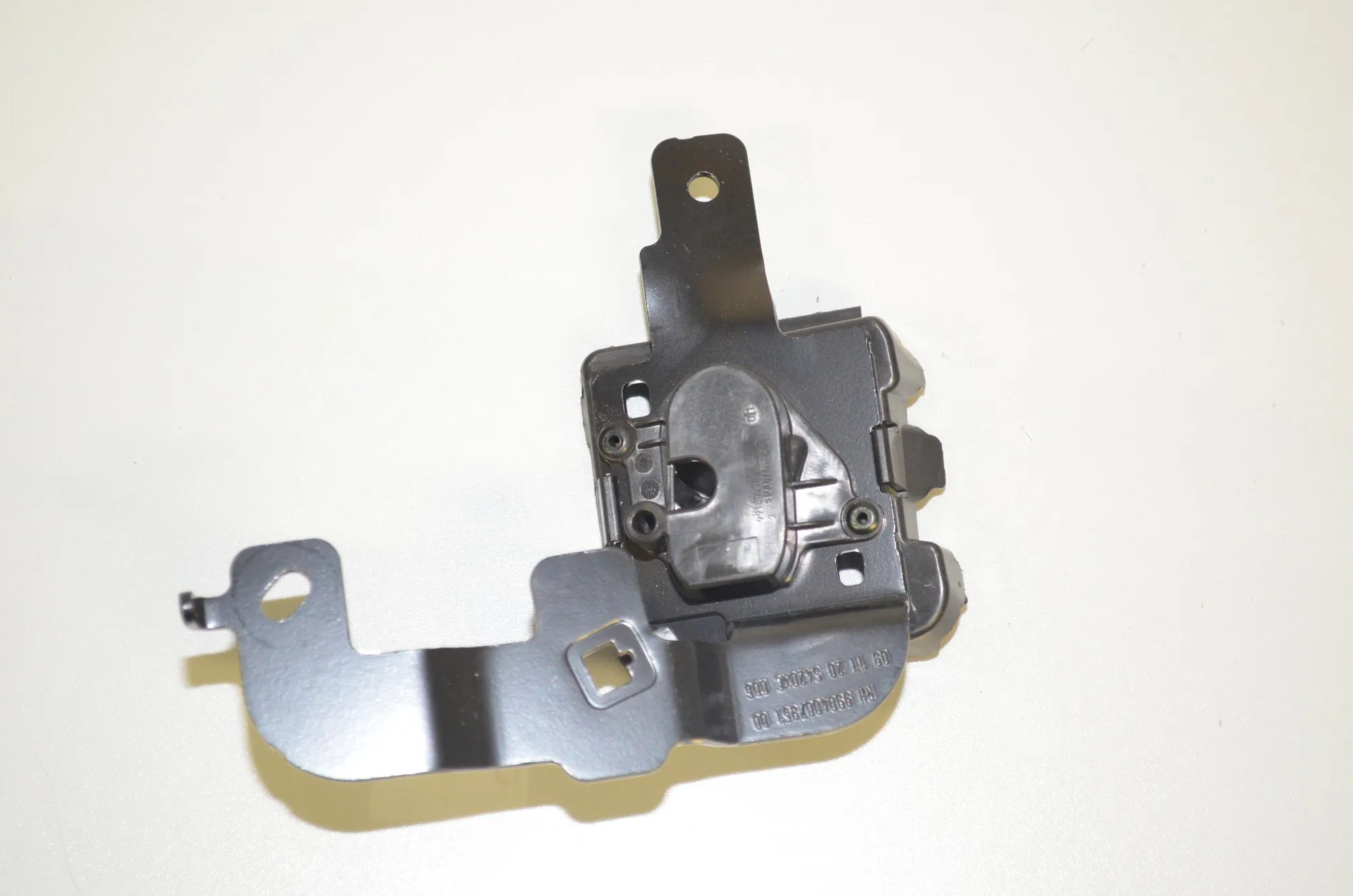 Bracket – OEM 7450716 · BMW 3 Touring (G21) (2019 - -) 318 d 2020 – 3