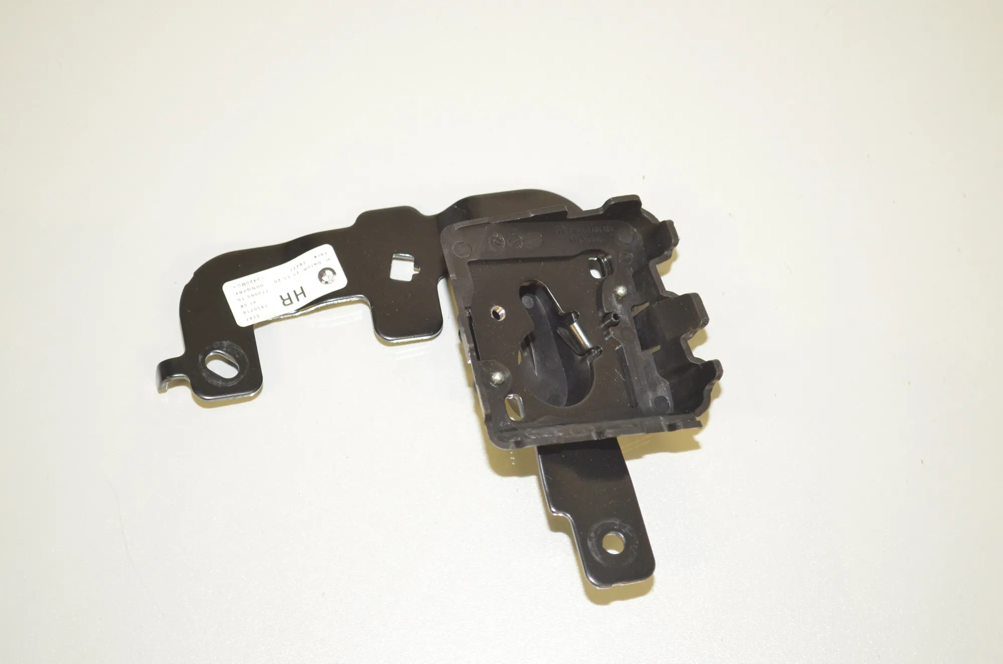 Bracket – OEM 7450716 · BMW 3 Touring (G21) (2019 - -) 318 d 2020 – 2