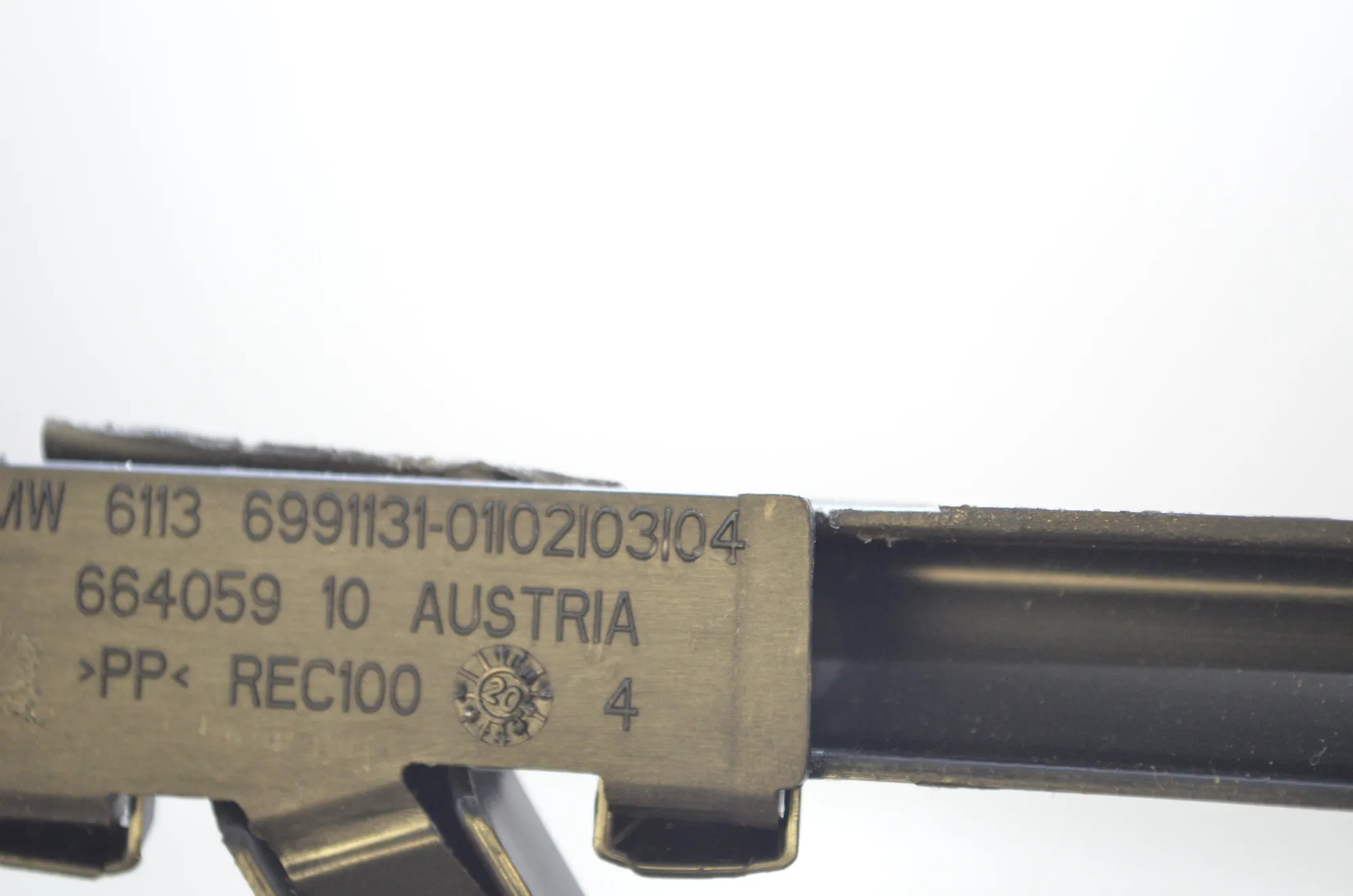 Bracket – OEM 6991131 · BMW 3 Touring (G21) (2019 - -) 318 d 2020 – 4