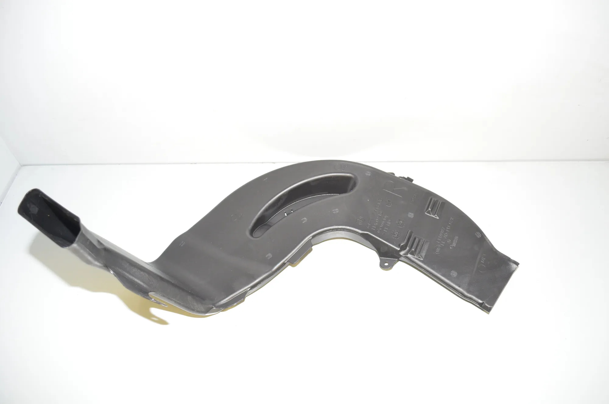 Interior Air Duct Channel – OEM 7443138 · BMW 3 Touring (G21) (2019 - -) 318 d 2020 – 3