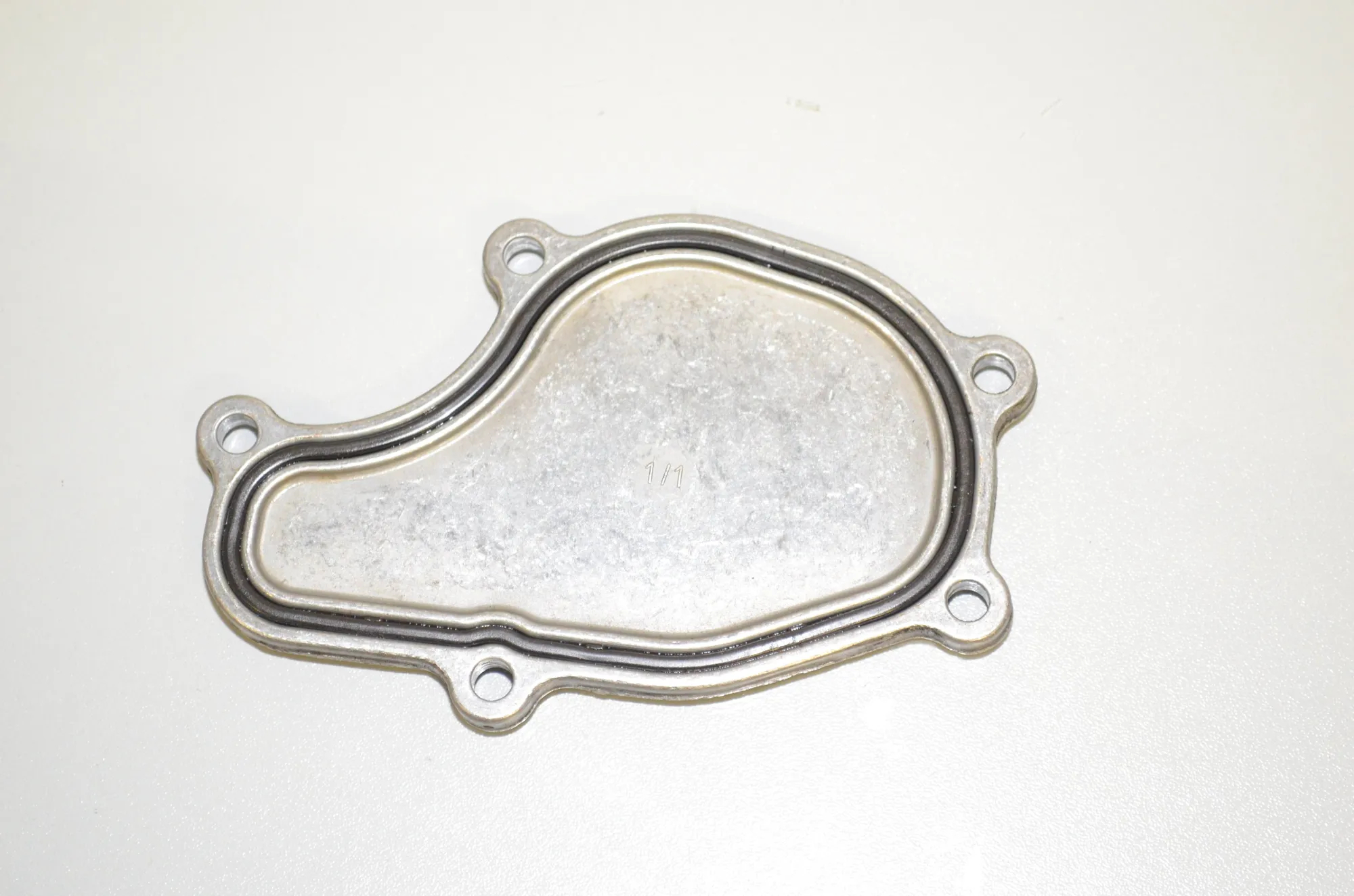 Other Engine Compartment Parts – OEM 7604018 · BMW 5 (F10) BMW 5 (F10) M5 2015 – 3