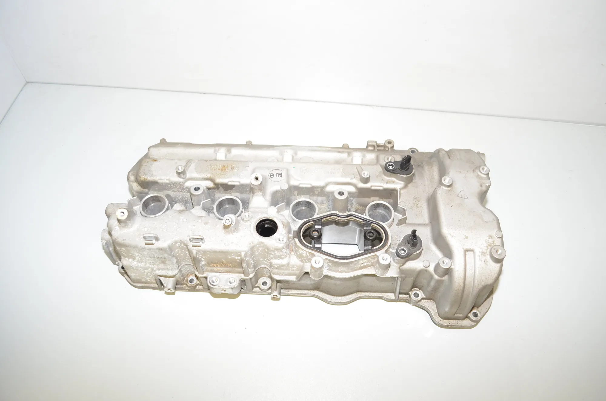 Valve Cover – OEM 8648129 · BMW 5 (F10) BMW 5 (F10) M5 2015 – 2