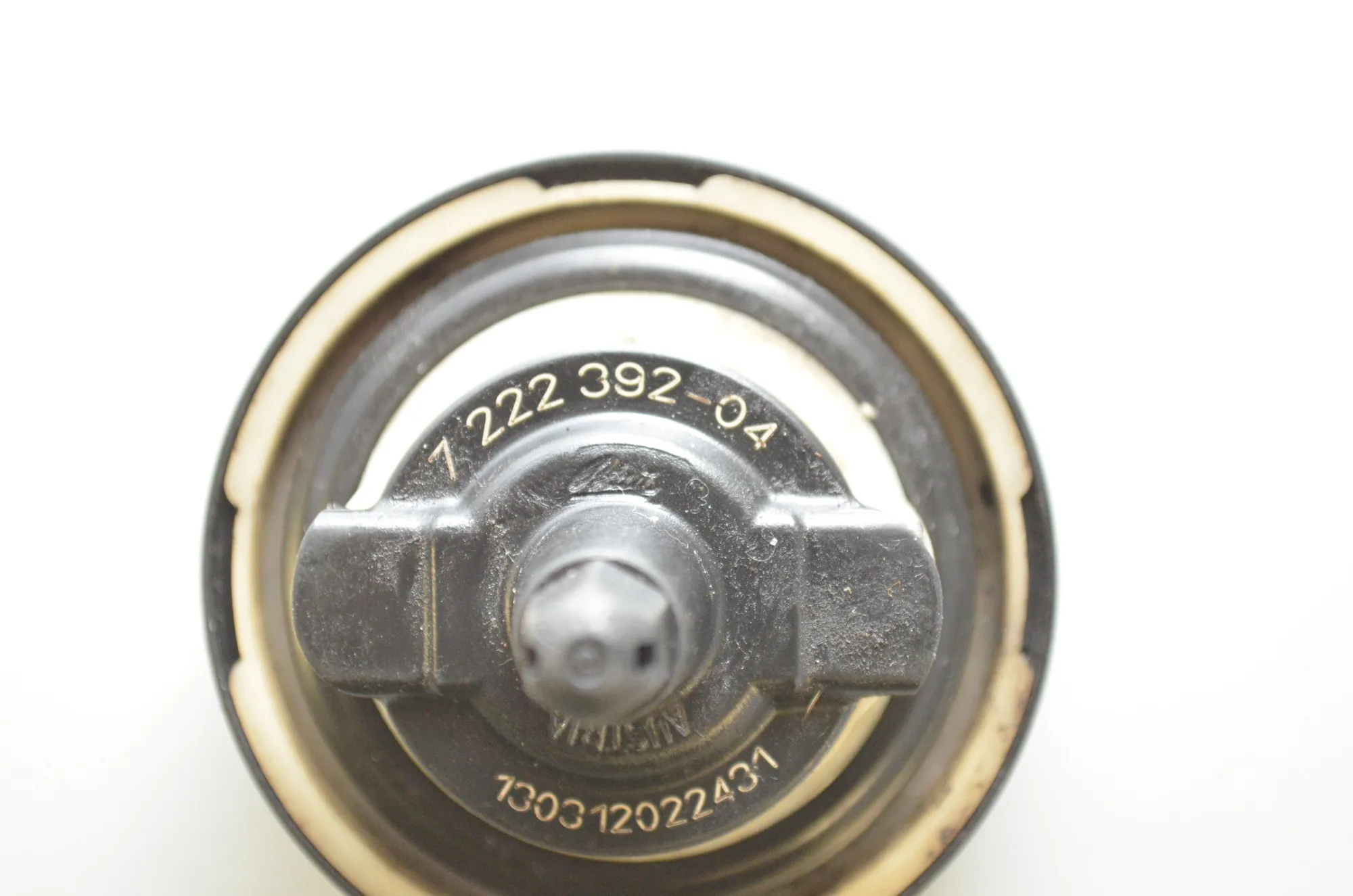 Fuel Tank Cap – OEM 7222392 · BMW 5 Touring (F11) 530 d 2012 – 4