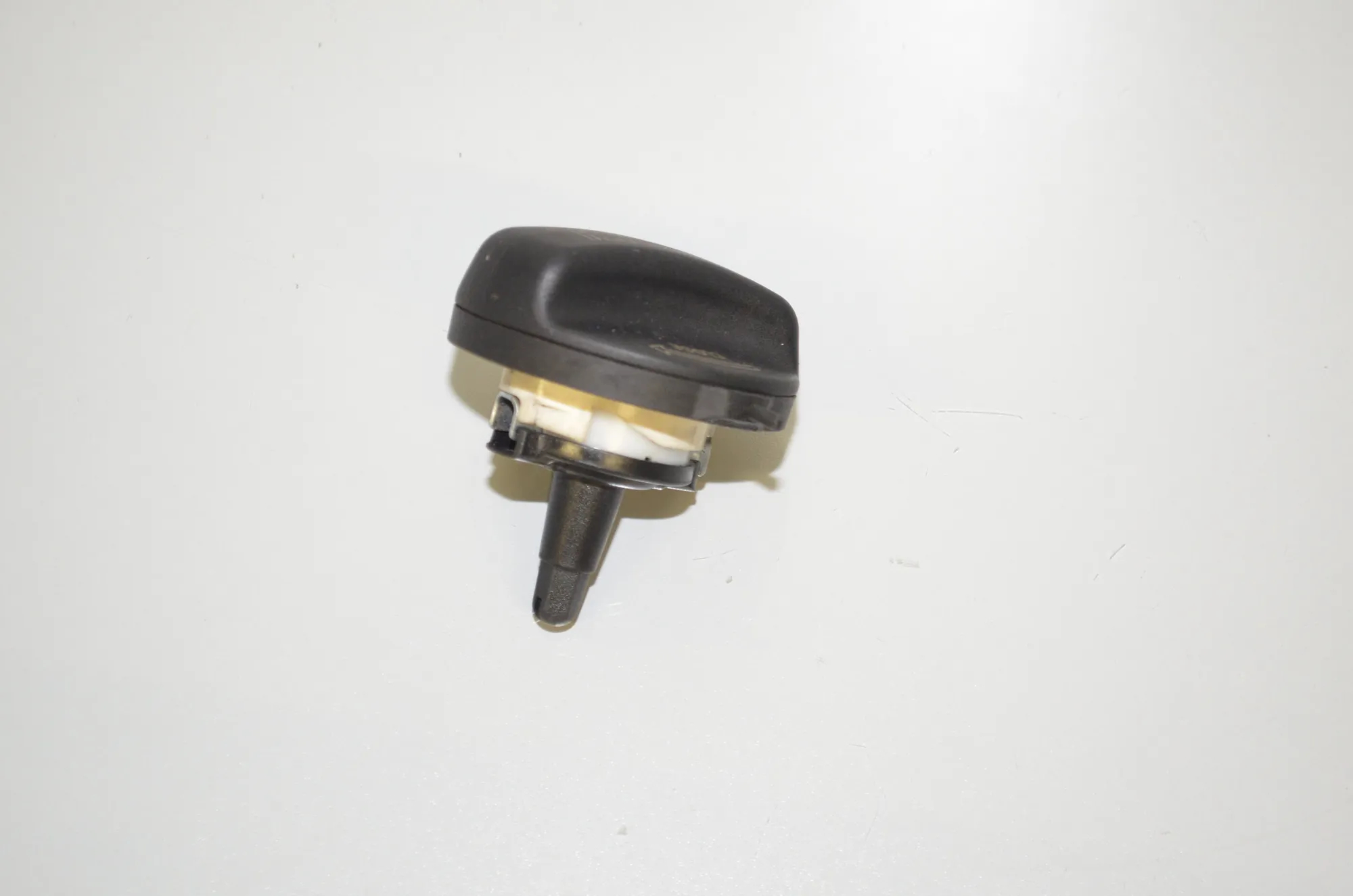 Fuel Tank Cap – OEM 7222392 · BMW 5 Touring (F11) 530 d 2012 – 2