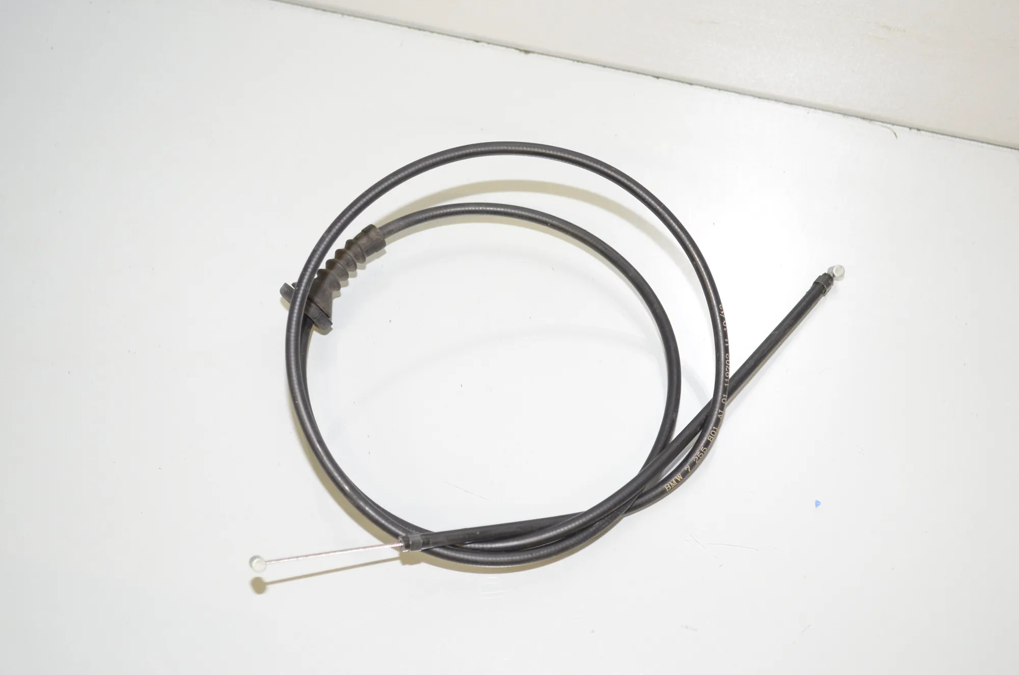 Bonnet Lock Cable – OEM 7255801 · BMW 5 Touring (F11) 530 d 2012