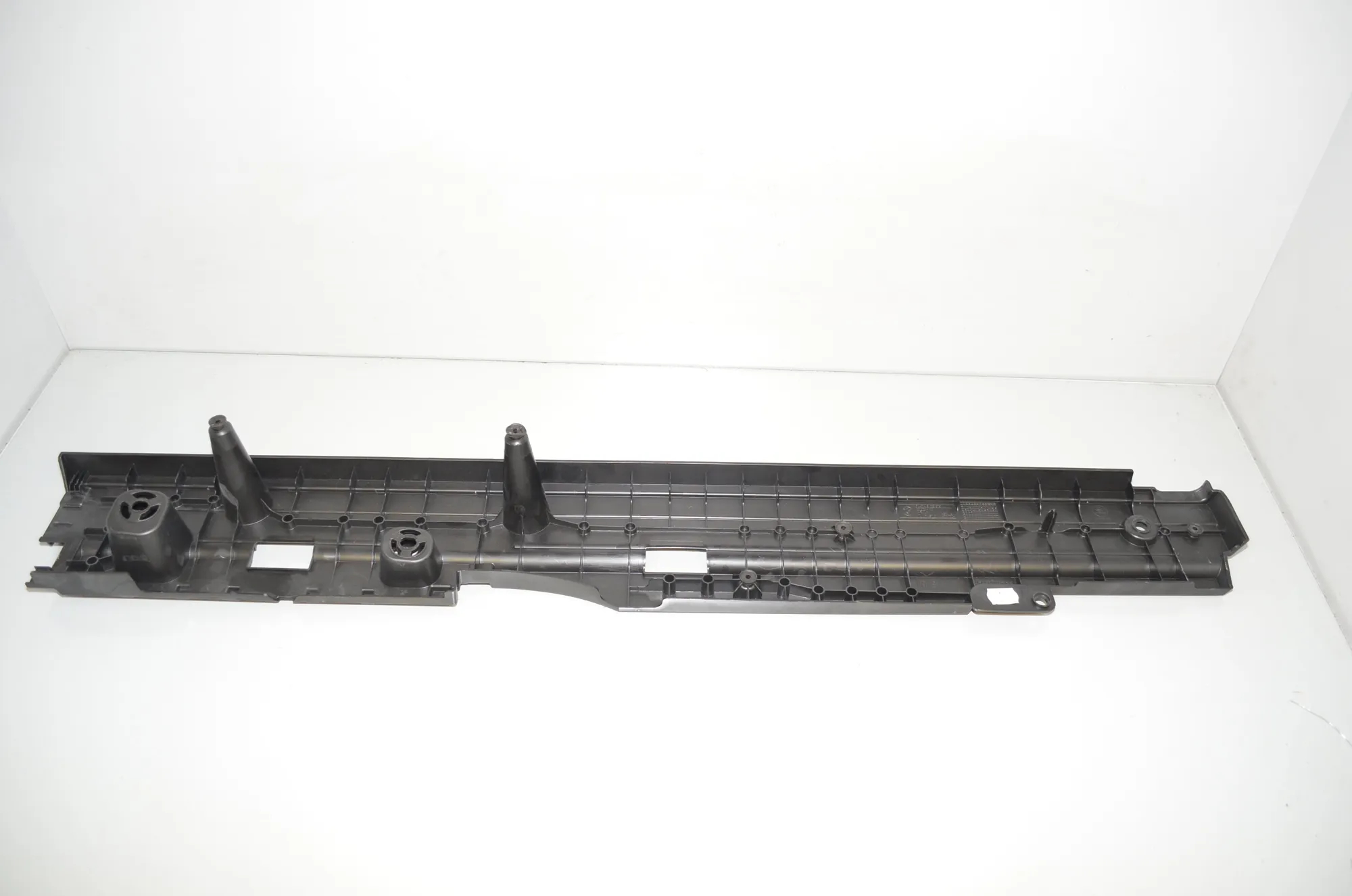 Trunk Boot Trim – OEM 9168509 · BMW 5 Touring (F11) 530 d 2012 – 2