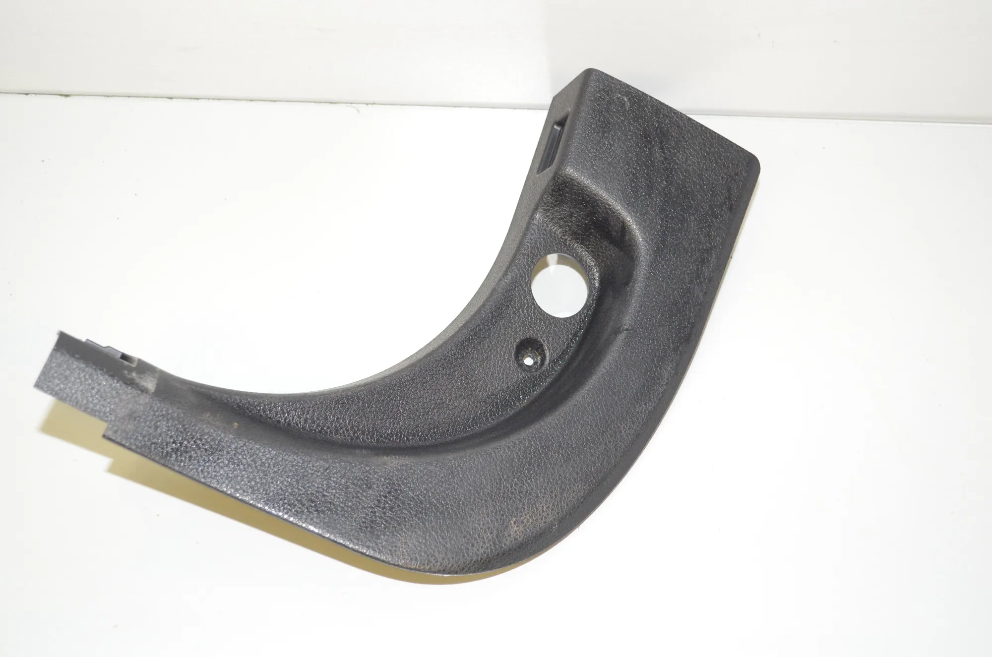 Front Left Interior Step Trim – OEM 9162735 · BMW 5 Touring (F11) 530 d 2012