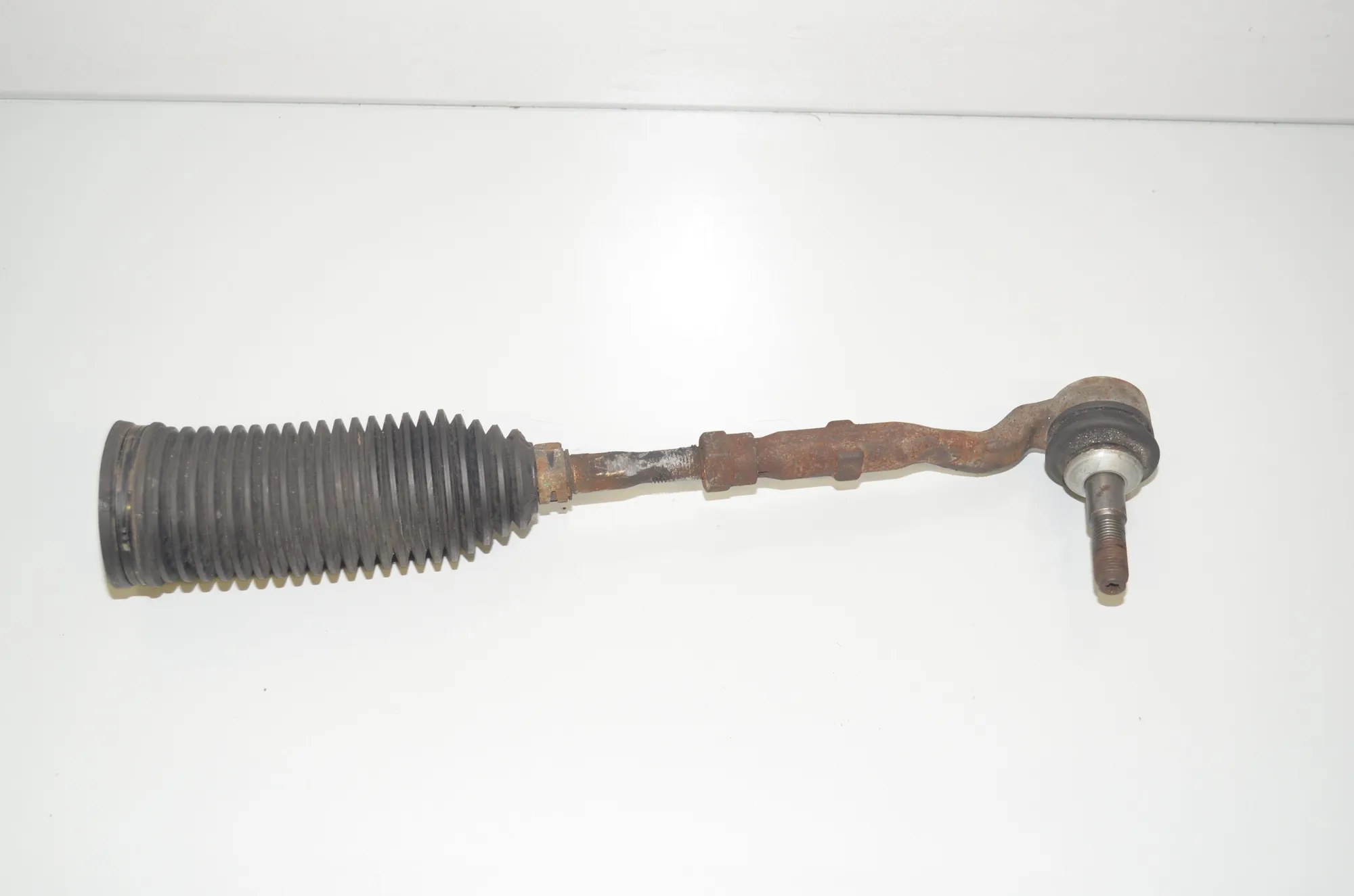 Right Side Steering Tie Rod – OEM 6784719 · BMW 5 Touring (F11) 530 d 2012 – 4