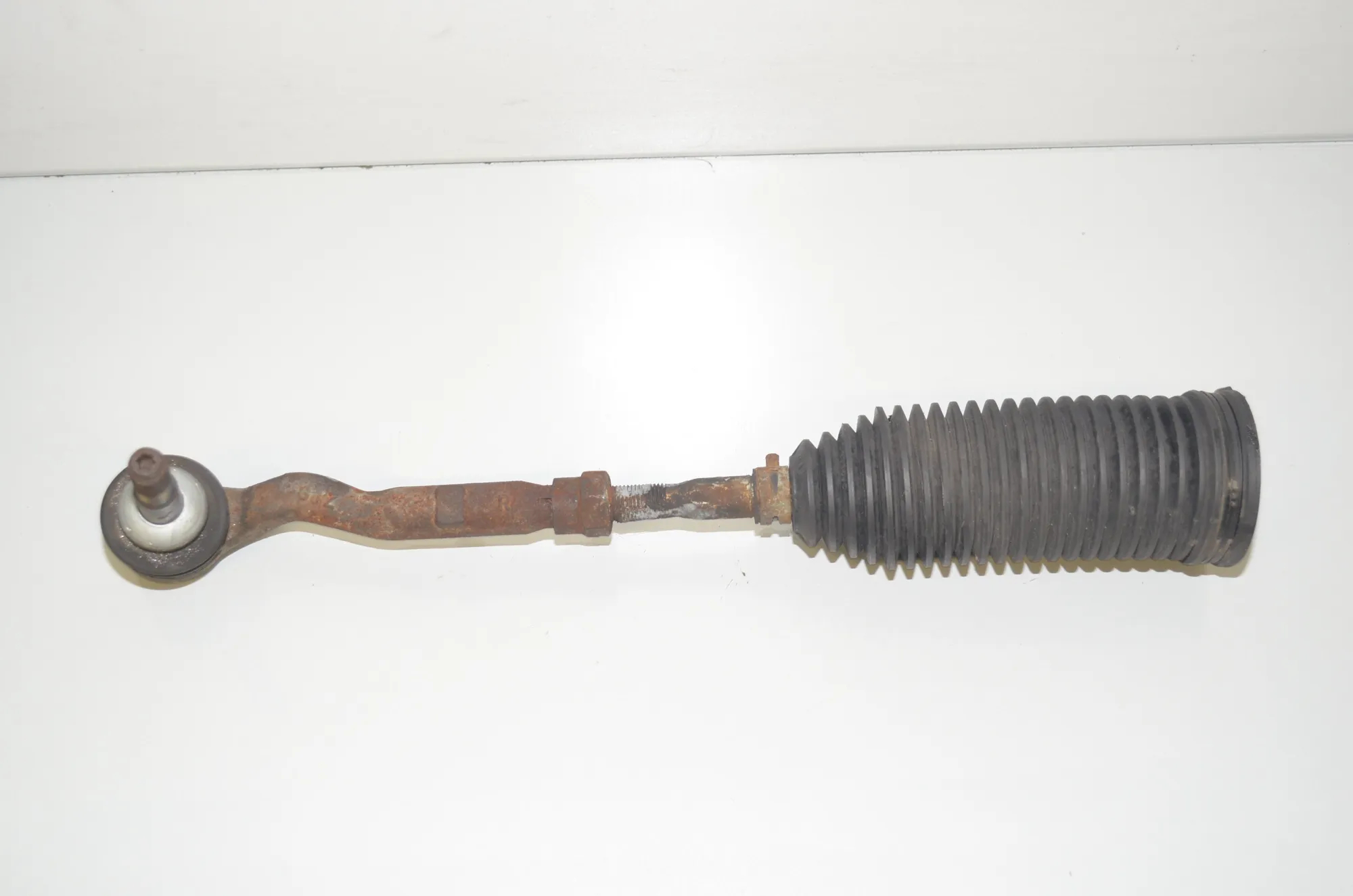 Right Side Steering Tie Rod – OEM 6784719 · BMW 5 Touring (F11) 530 d 2012 – 2