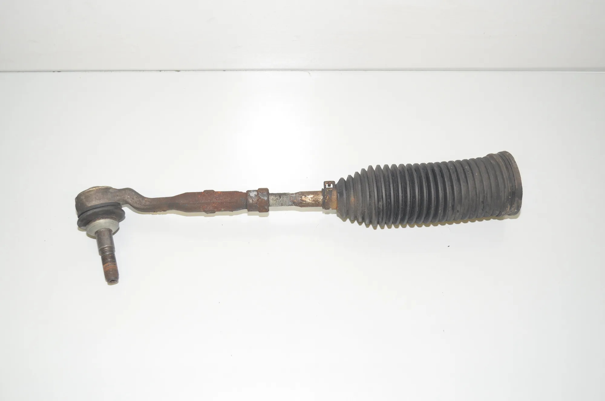 Left Side Steering Tie Rod – OEM 6784716 · BMW 5 Touring (F11) 530 d 2012 – 4