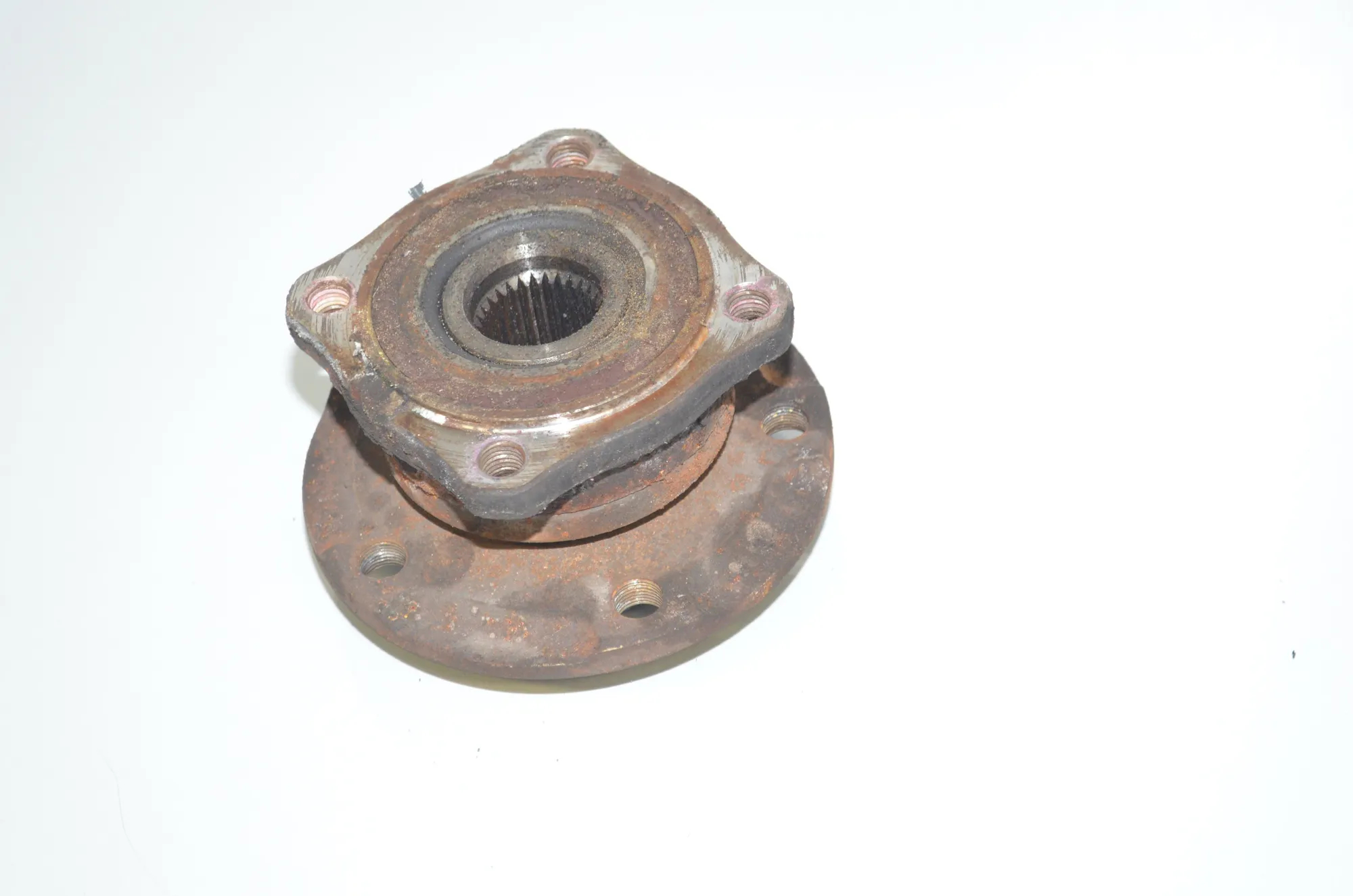 Rear Left Wheel Bearing – OEM 6777844 · BMW 5 Touring (F11) 530 d 2012 – 3