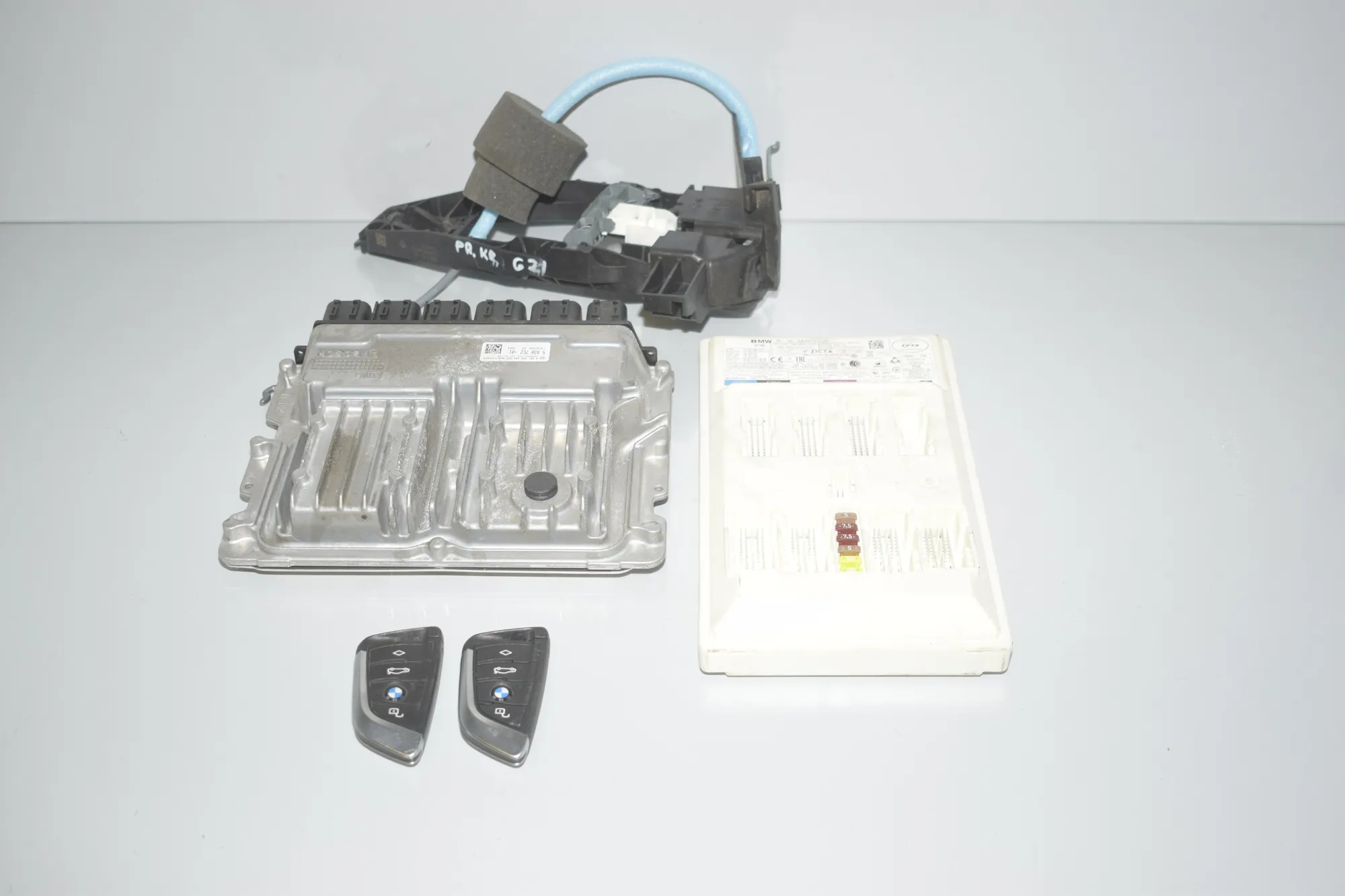 Engine Ignition ECU Set – OEM 5A34CF5 · BMW 3 Touring (G21) (2019 - -) 318 d 2020 – 2
