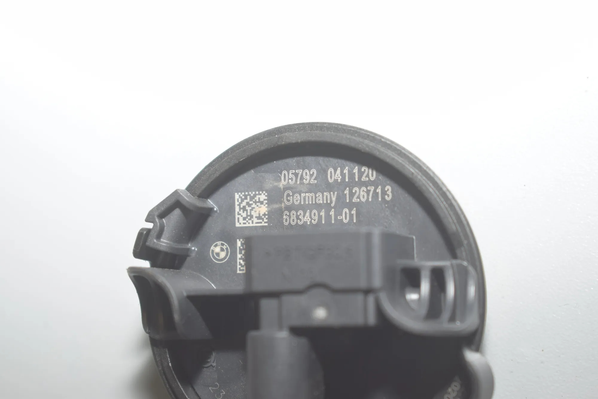Front Left Impact Sensor – OEM 6834911 · BMW 3 Touring (G21) (2019 - -) 318 d 2020 – 4