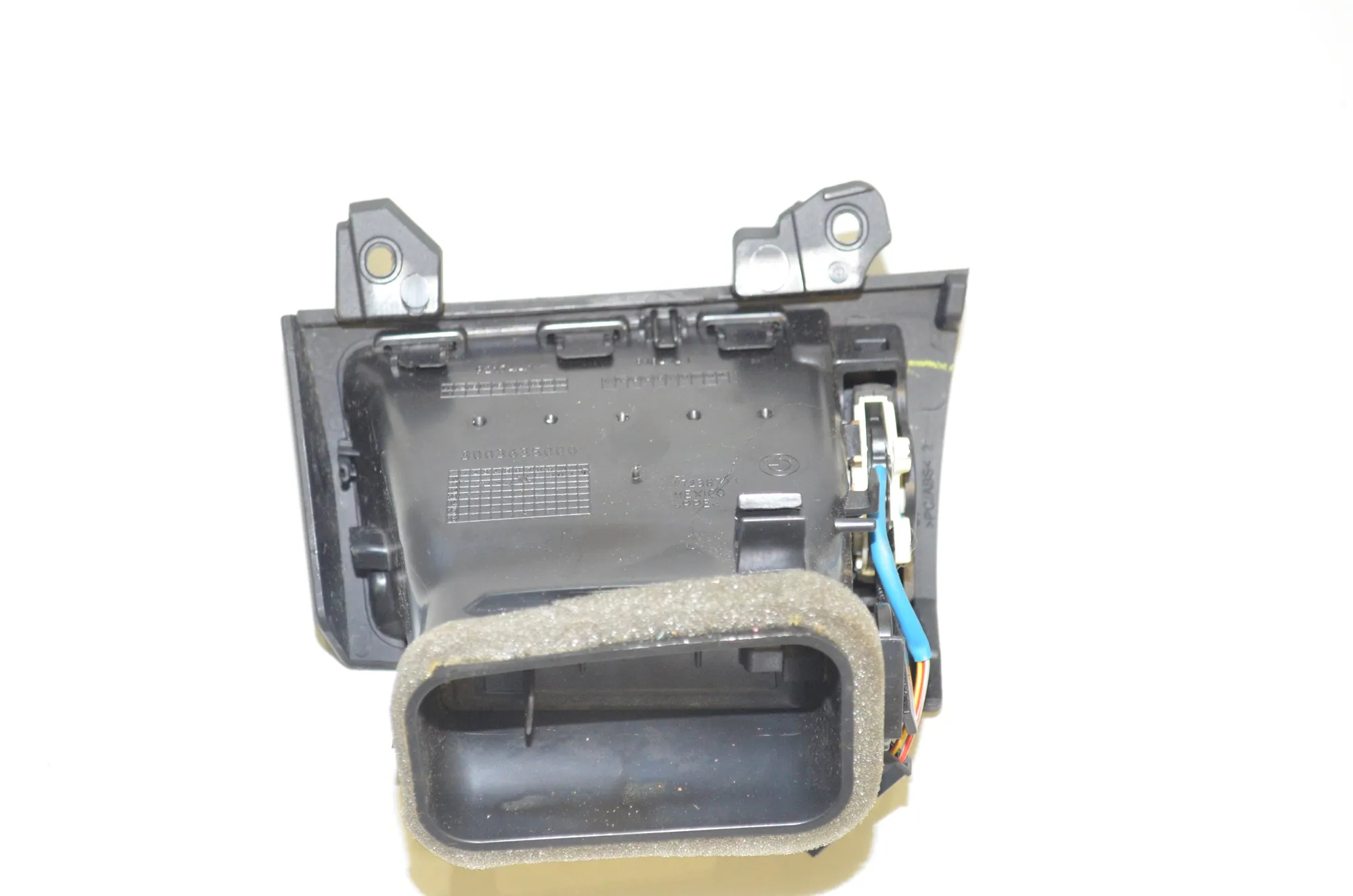 Dashboard Air Vents – OEM 9217441 · BMW X3 (F25) xDrive 35 i 2011 – 3
