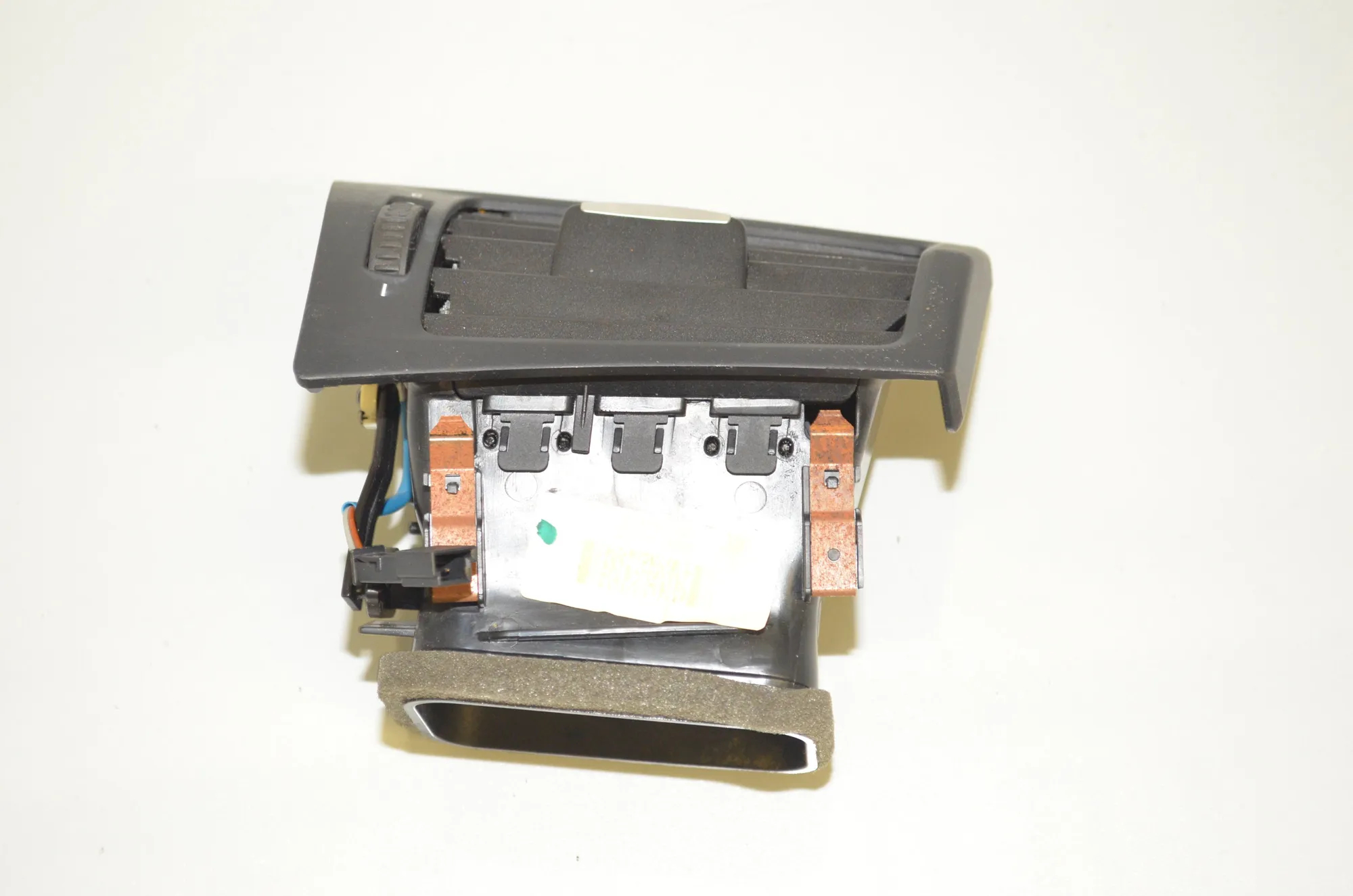 Dashboard Air Vents – OEM 9217441 · BMW X3 (F25) xDrive 35 i 2011 – 2