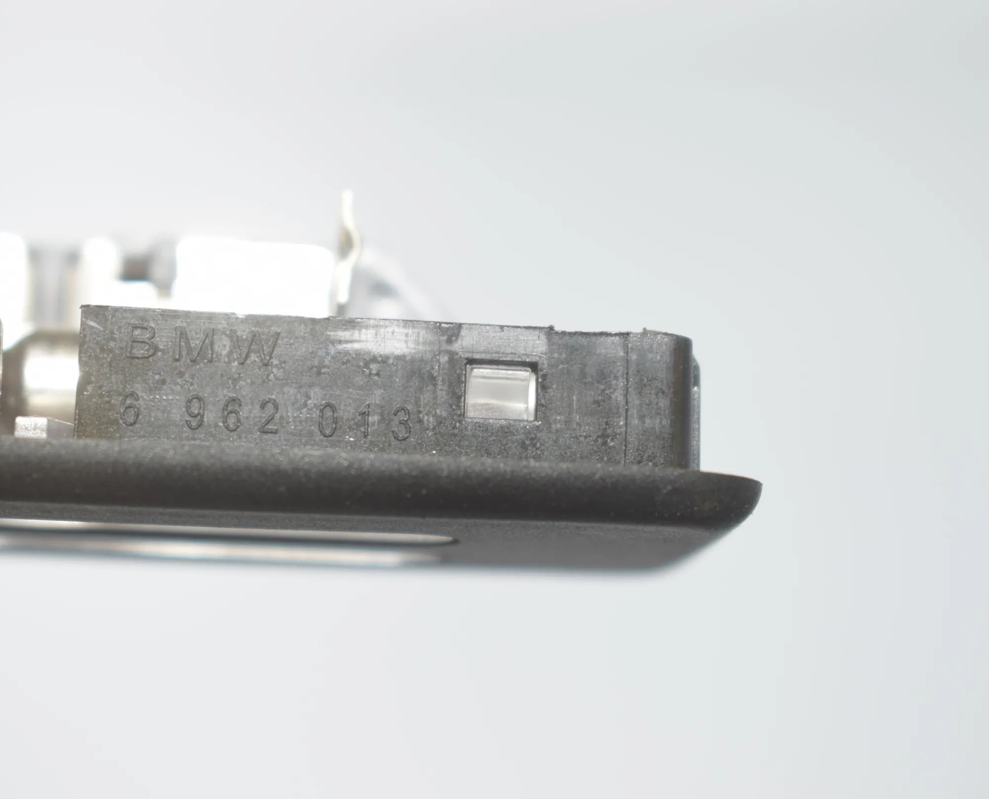 Interior Lighting – OEM 6962013 · BMW X3 (F25) xDrive 35 i 2011 – 4