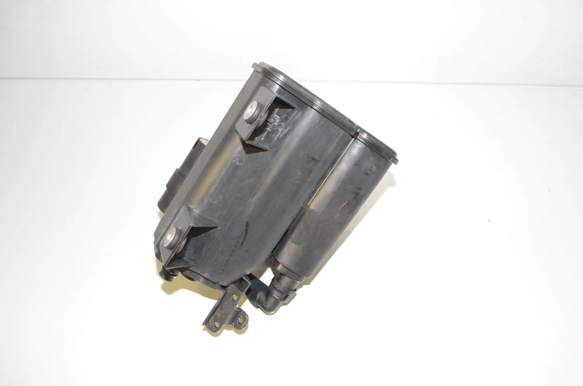 Charcoal Container Filter – OEM 7162365 · BMW X3 (F25) xDrive 35 i 2011 – 3