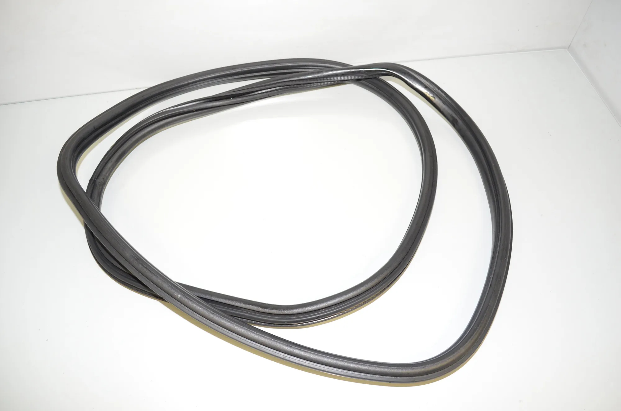 Rear Right Door Seal Rubber – OEM 7300249 · BMW X3 (F25) xDrive 35 i 2011 – 3