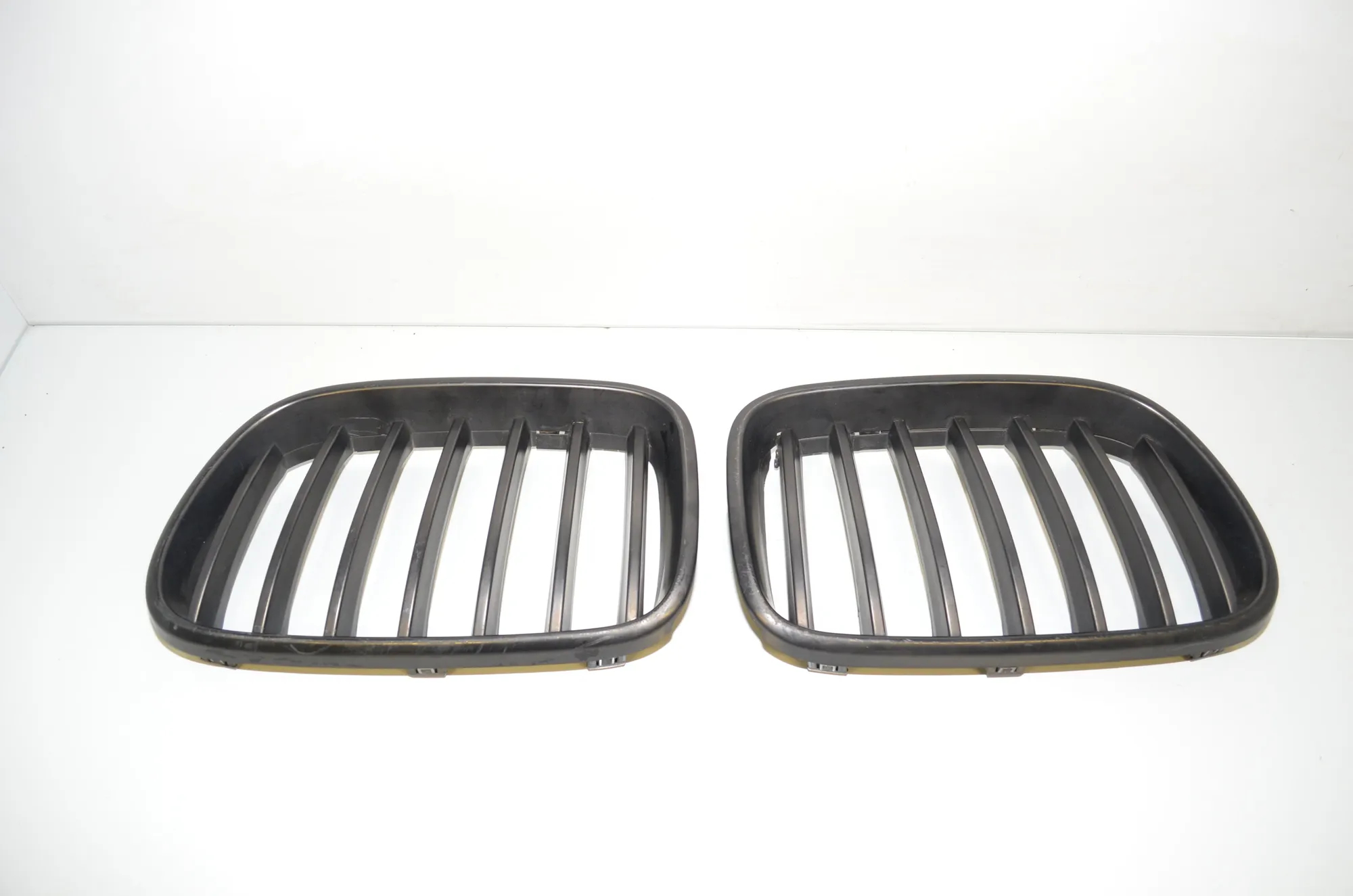 Front Upper Grill – OEM 7237421 · BMW X3 (F25) xDrive 35 i 2011 – 2